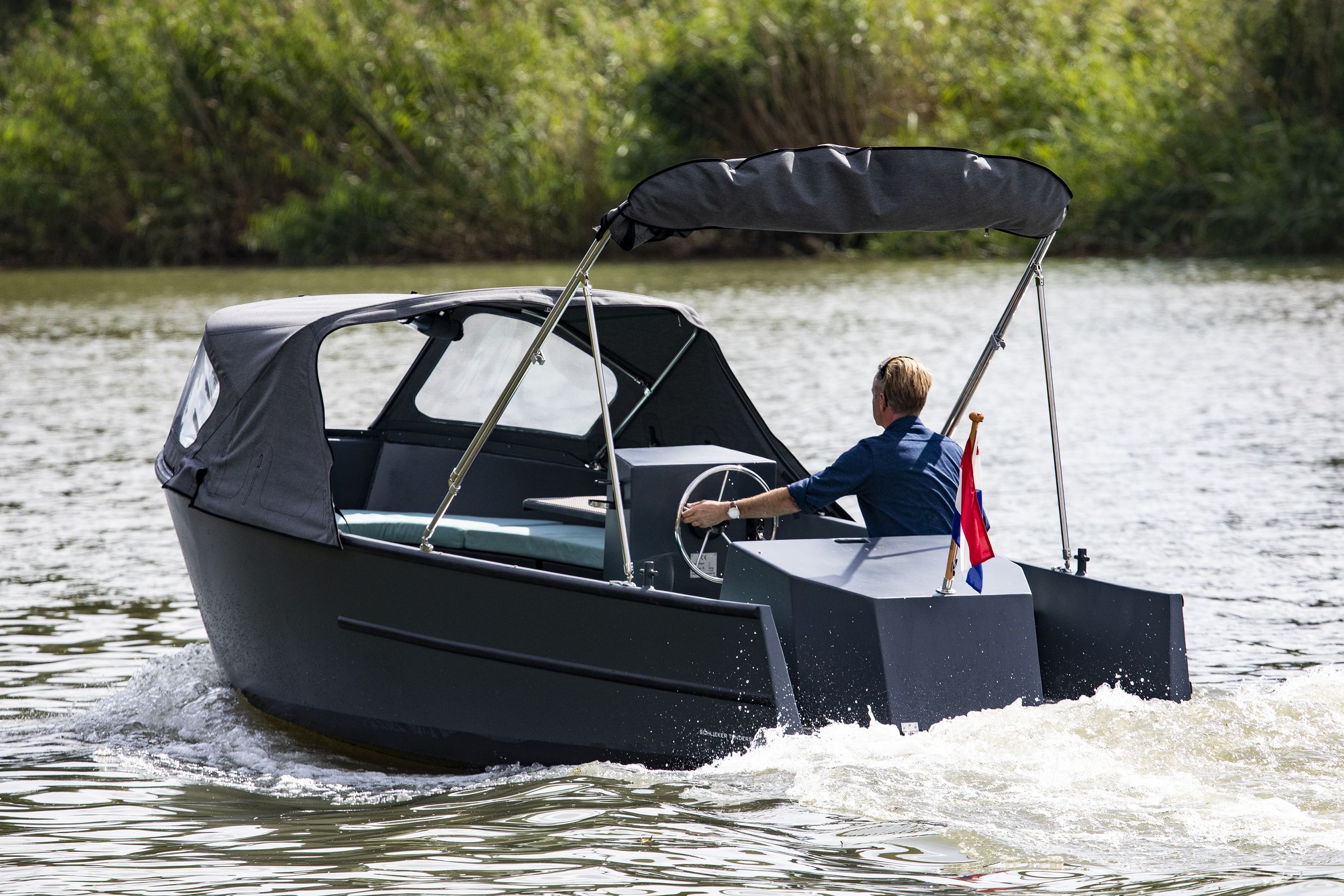 Schlieker Tendersloep 520