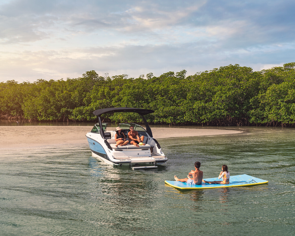 Sea Ray SLX 260 MY2025
