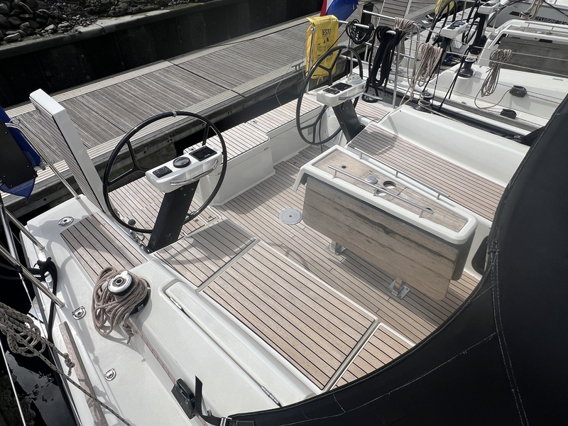 Dufour 360 GL