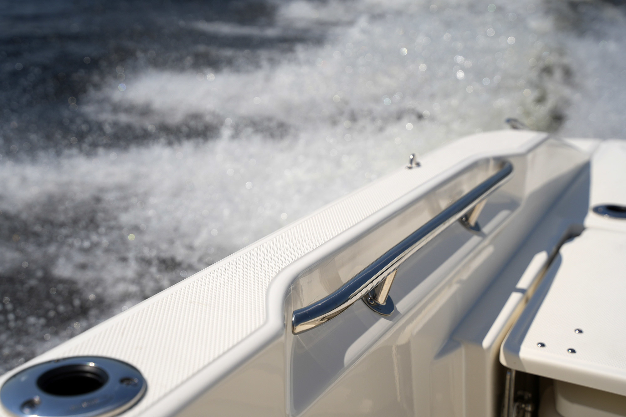 Boston Whaler 250 Dauntless