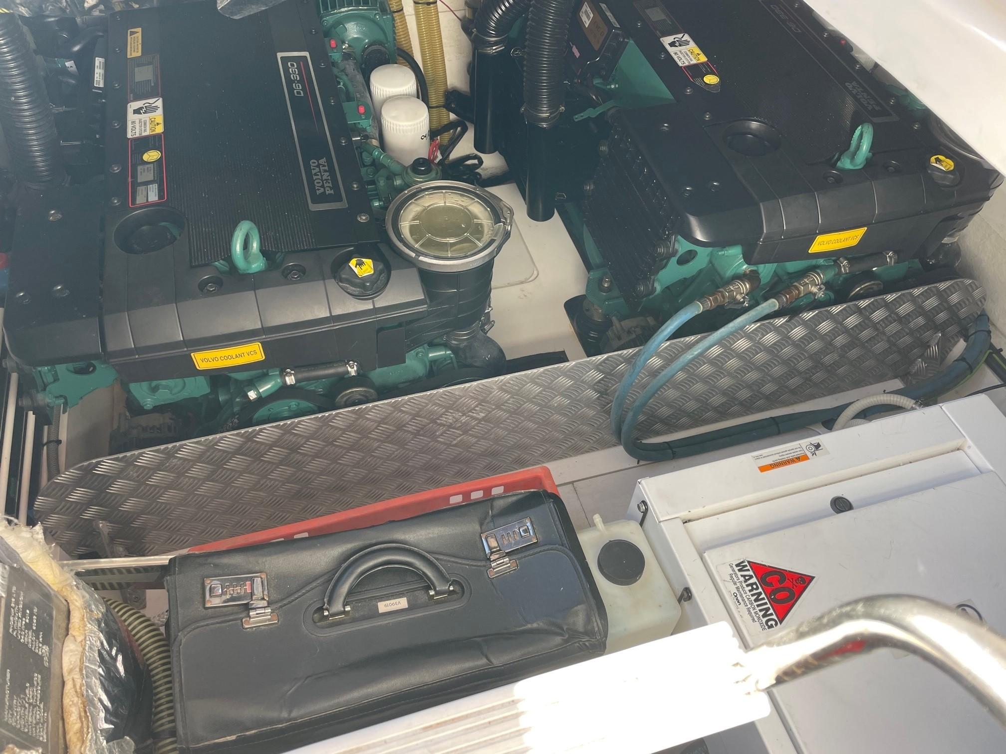 Princess V39 Cruiser