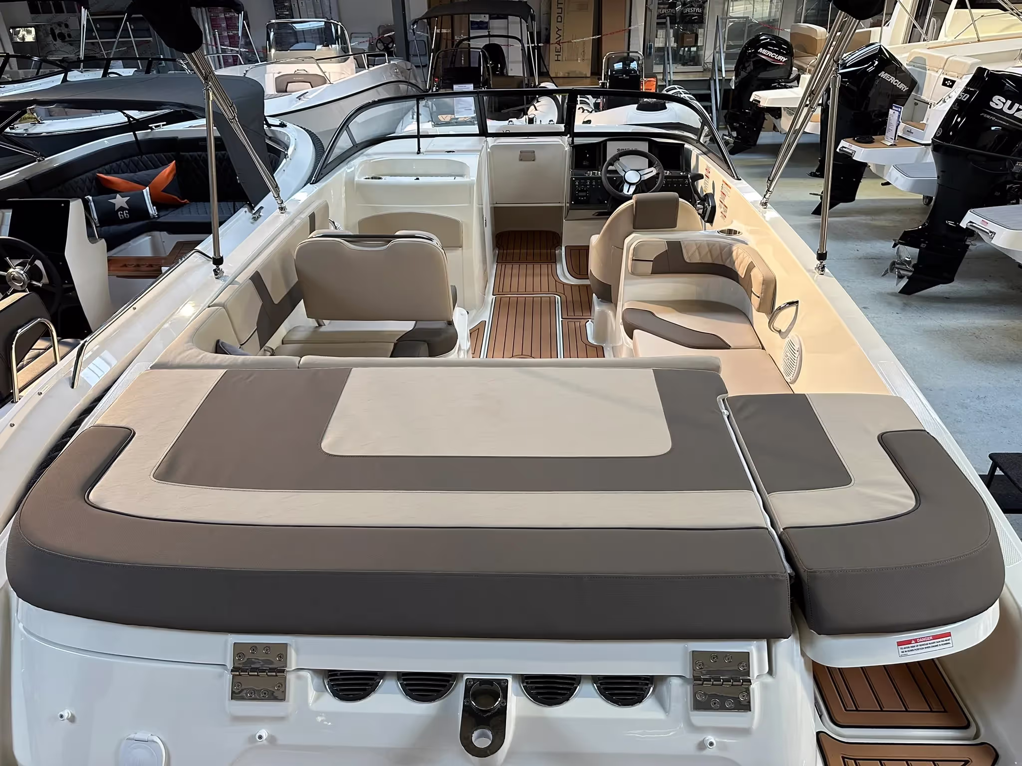 Bayliner VR6 Bowrider