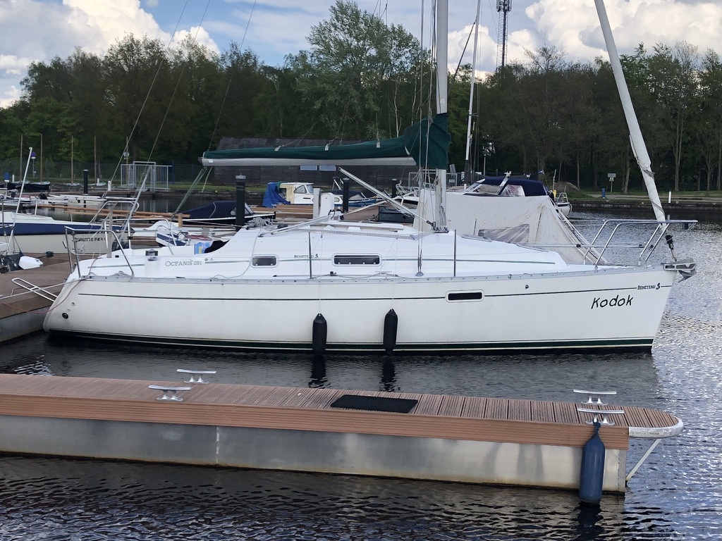 Beneteau Oceanis 281