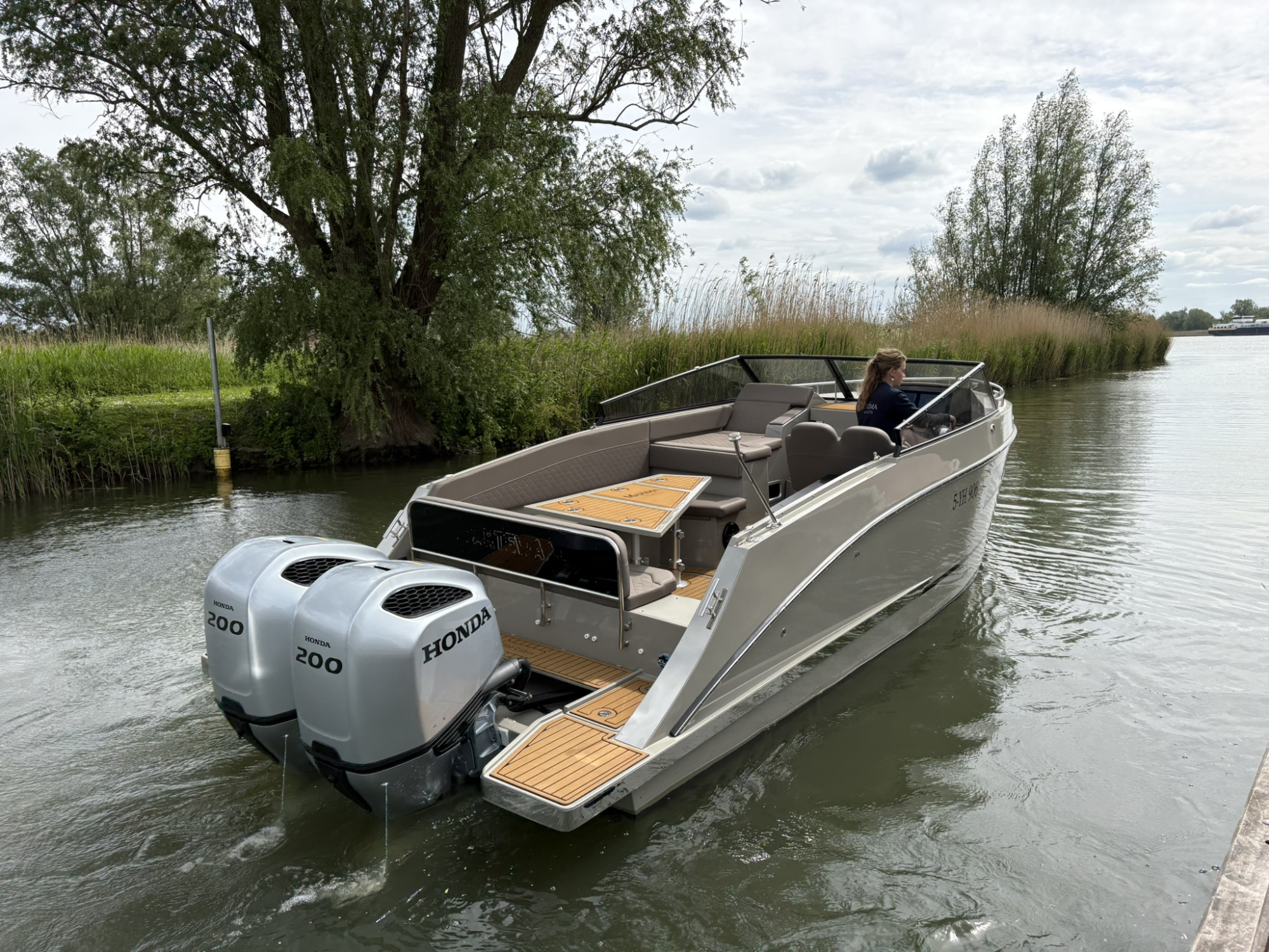 Maxima Boats 800 Cabin met 2x Honda 200 pk bouwjaar 2024