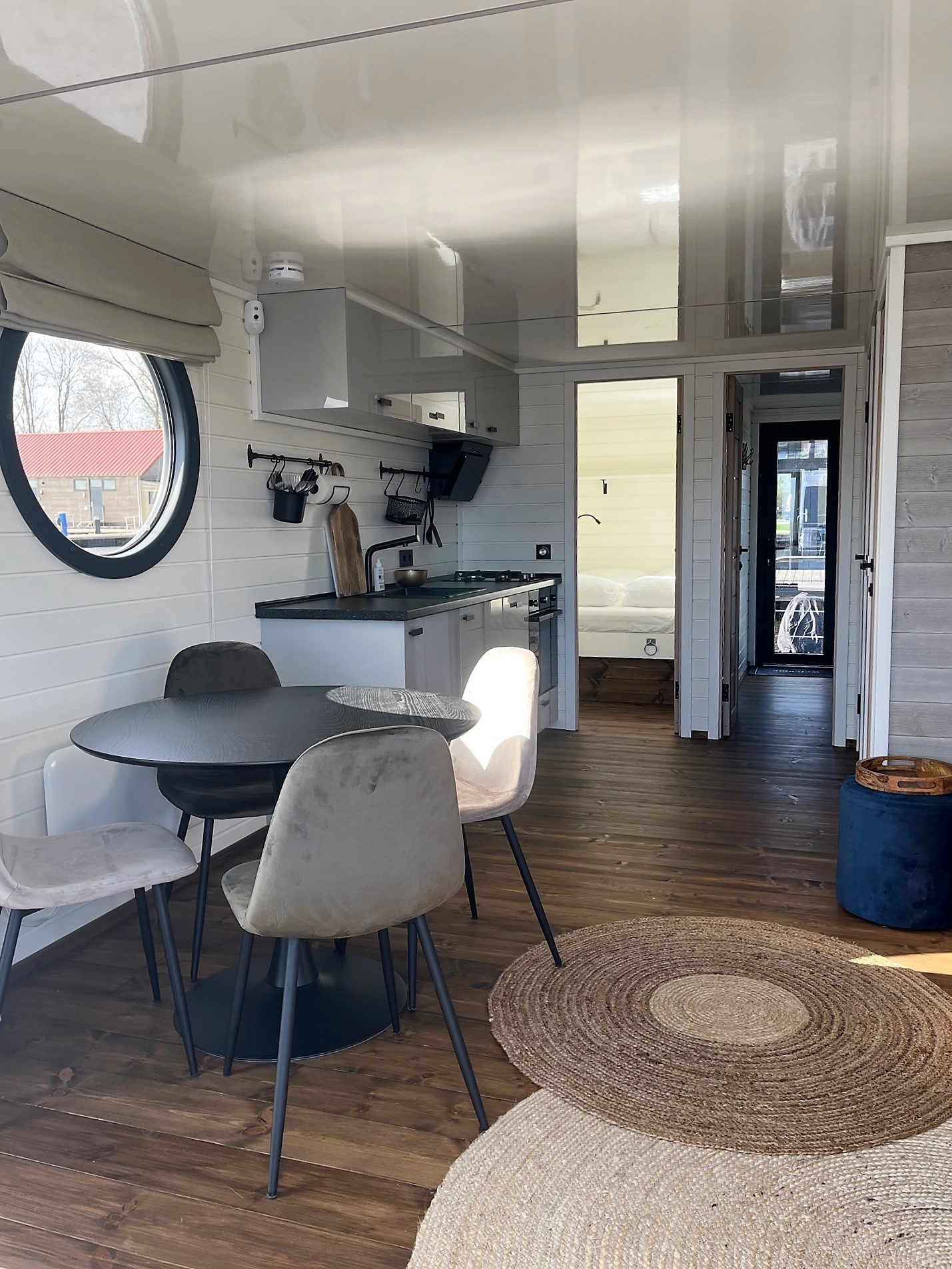 Nordic Season NS 40 Eco 36m2 Houseboat