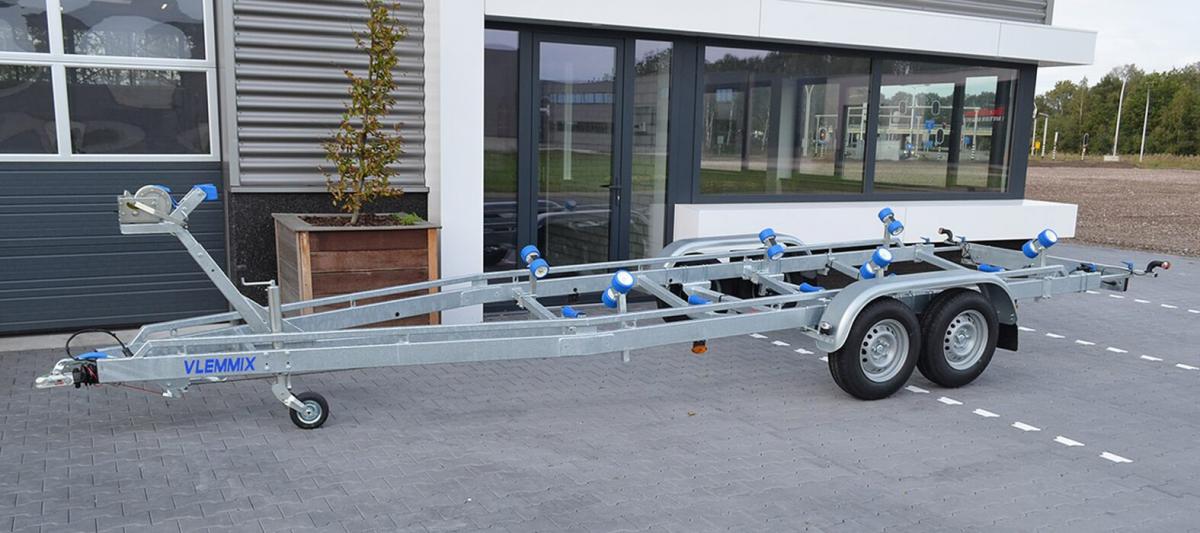 Vlemmix 2700 kg trailer 700