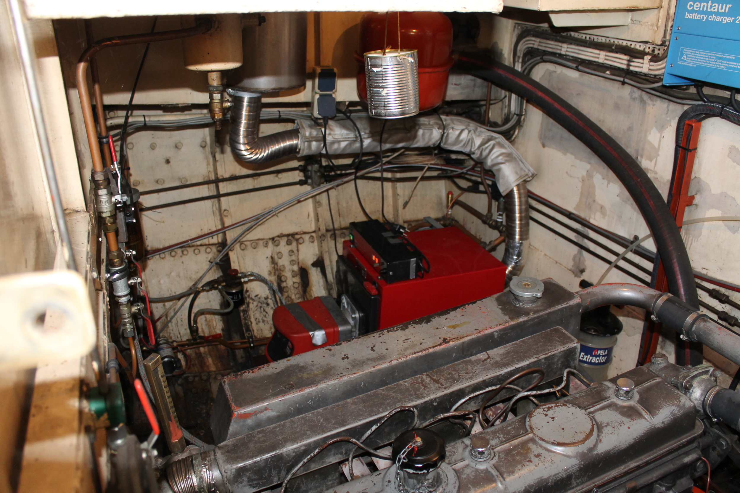 Tjalk Varend Woonschip 19.99