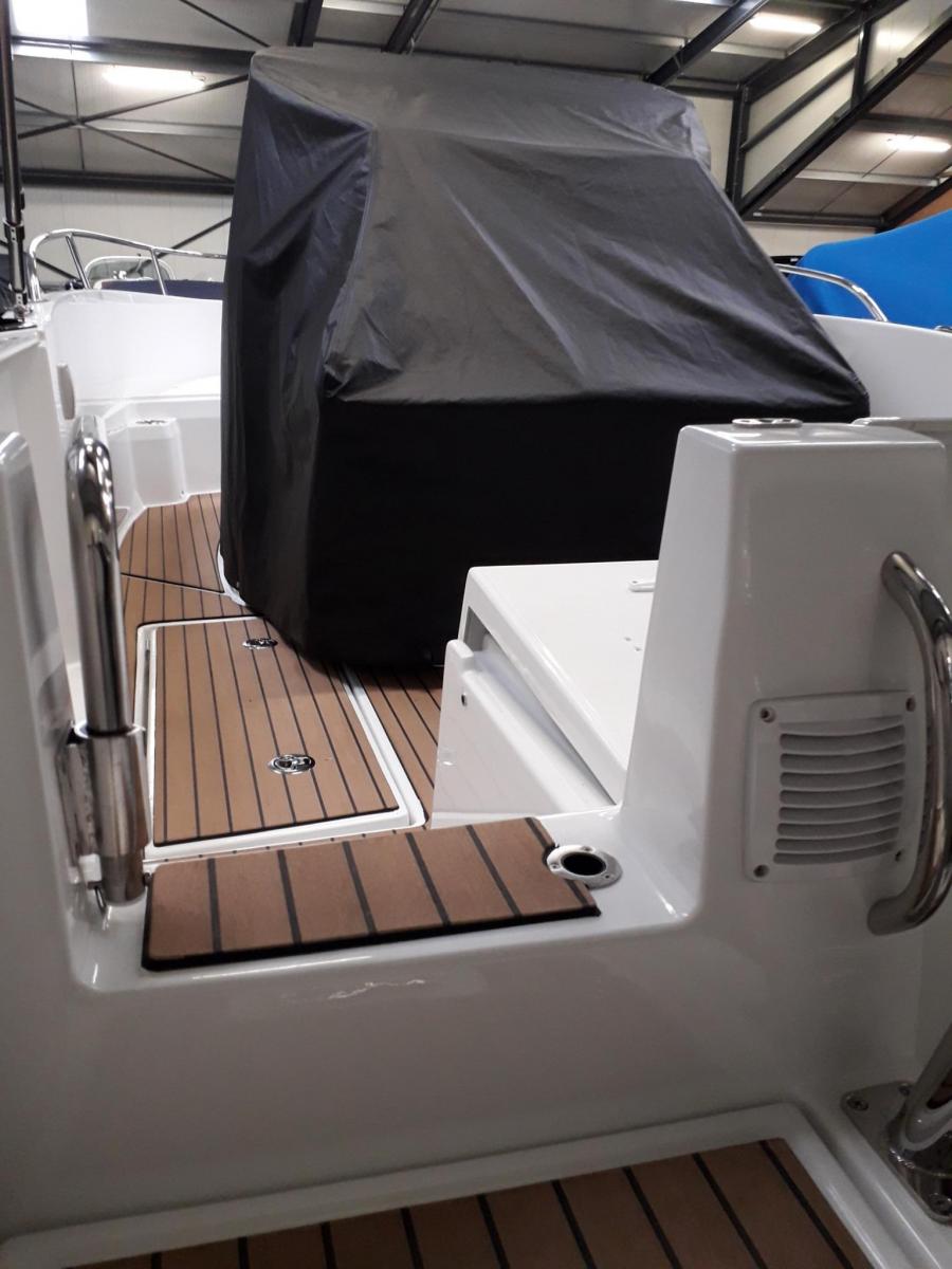 Jeanneau Cap Camarat 6.5 CC