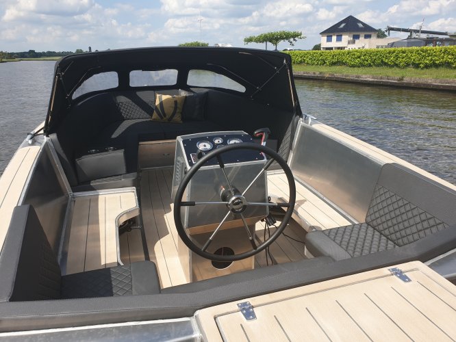 Van Vossen 777 Tender Sport DE GROOTSTE SLOEPENSHOWROOM VAN NEDERLAND