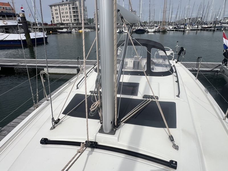 Dufour 37-2