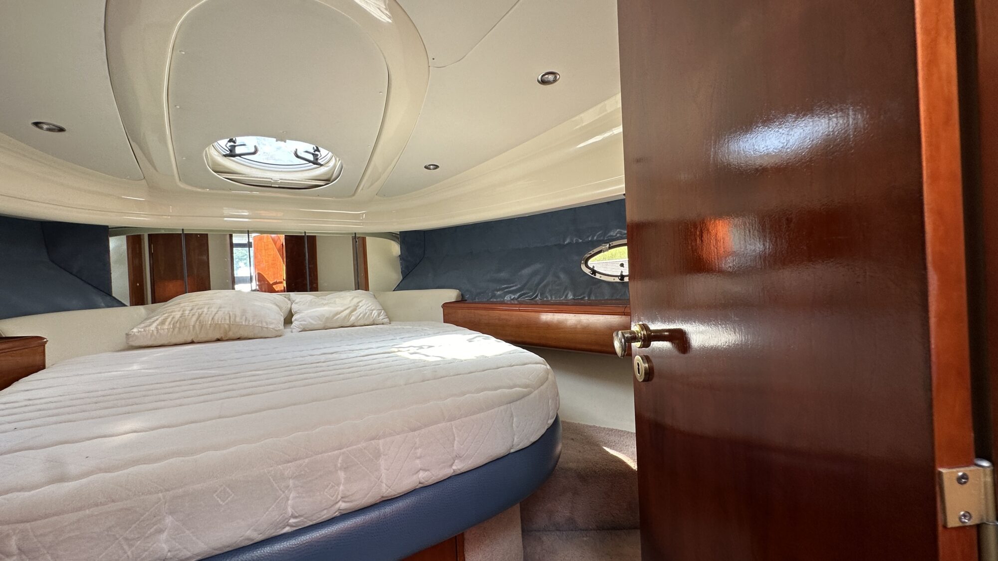 Fairline Phantom 40 Flybridge