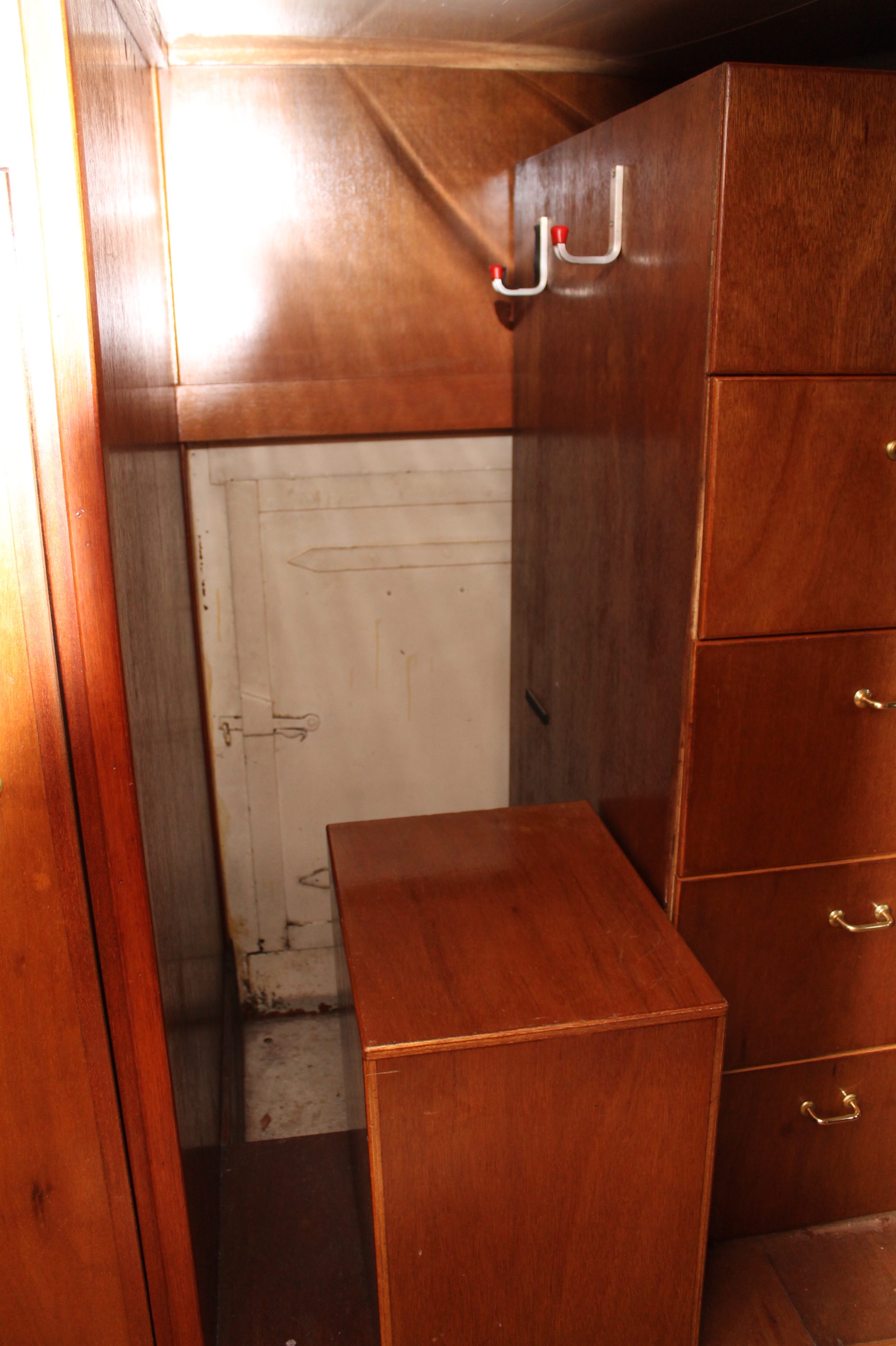 Tjalk Varend Woonschip 19.99