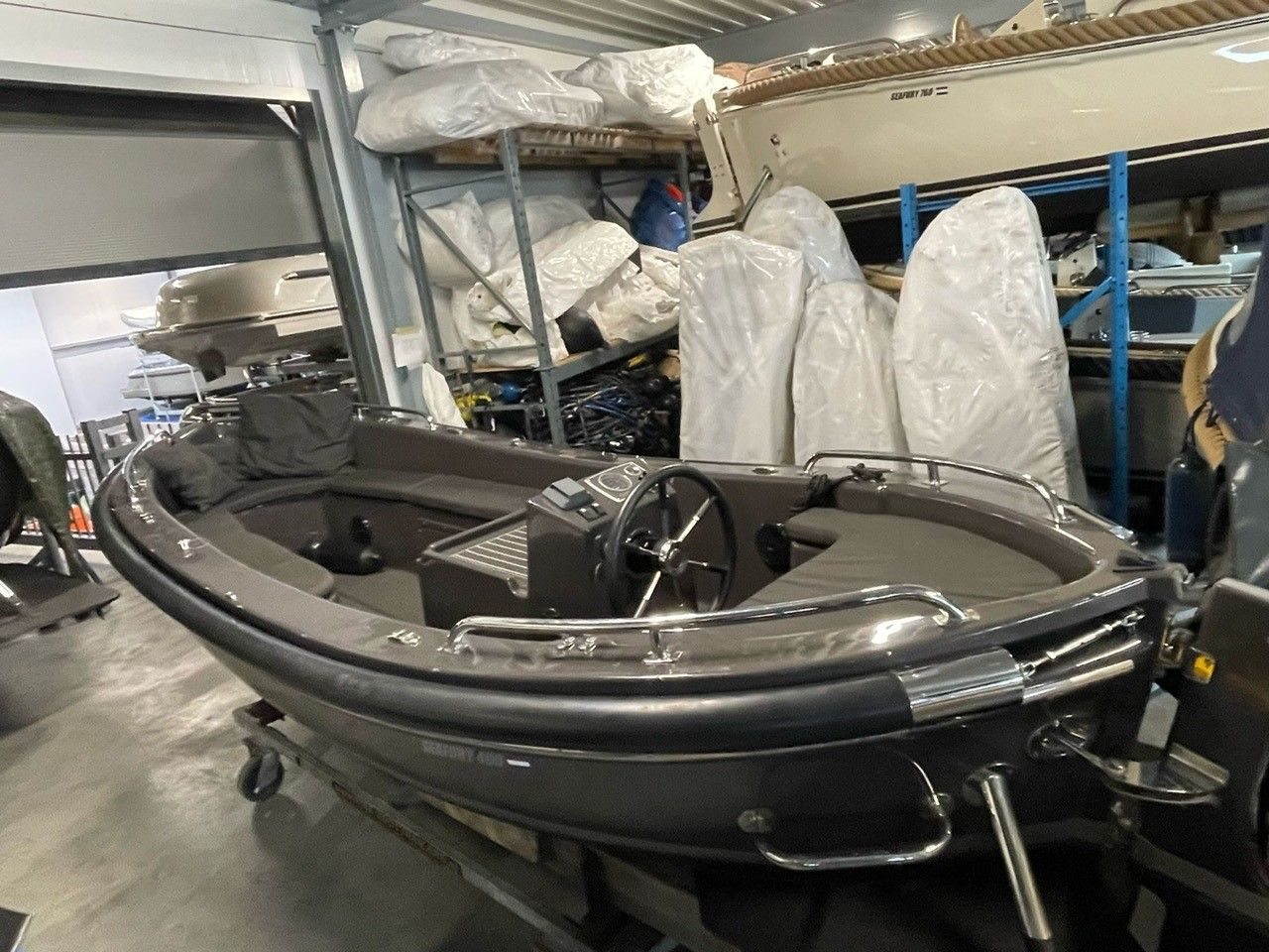 Seafury 490