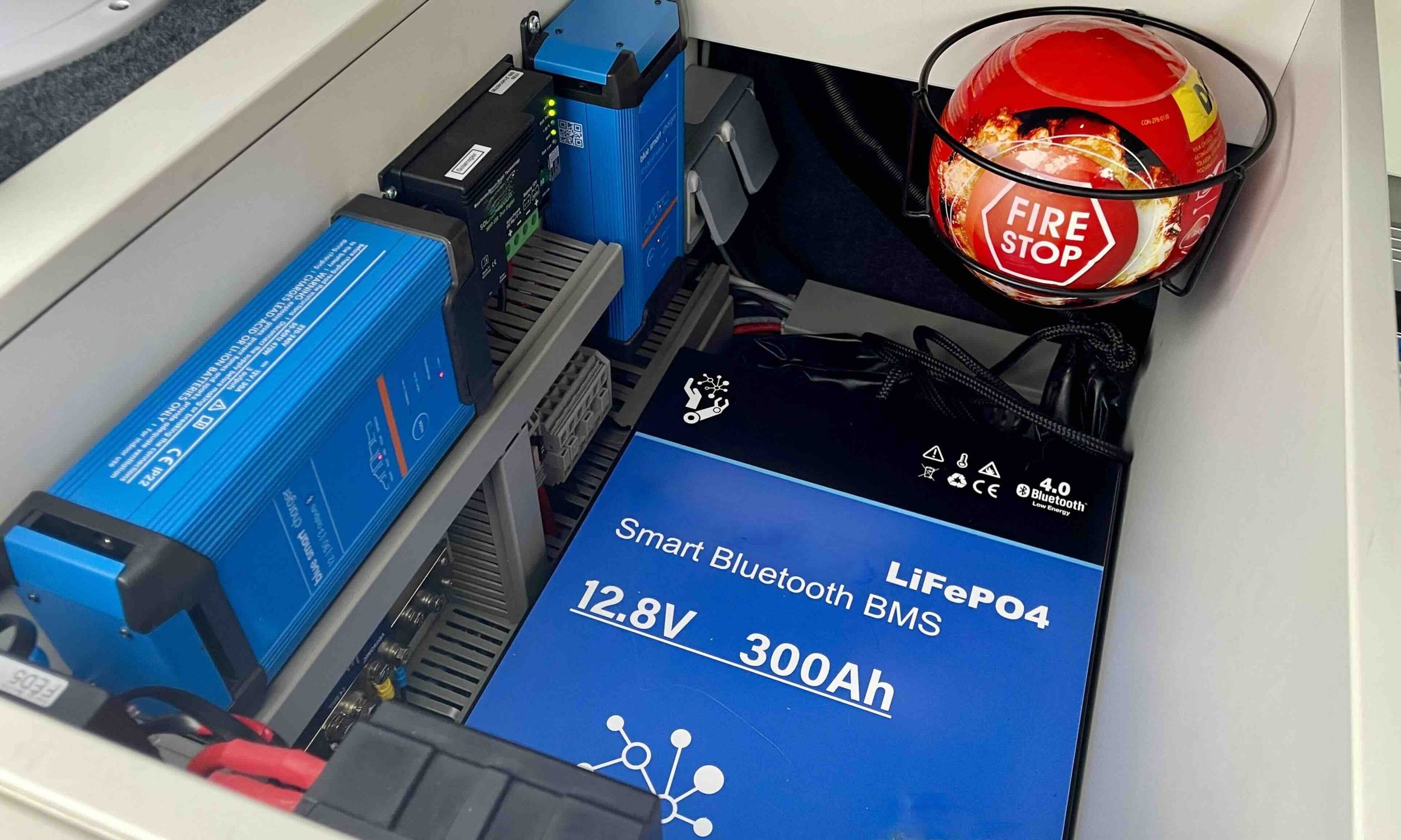 Caravanboat DepartureOne M