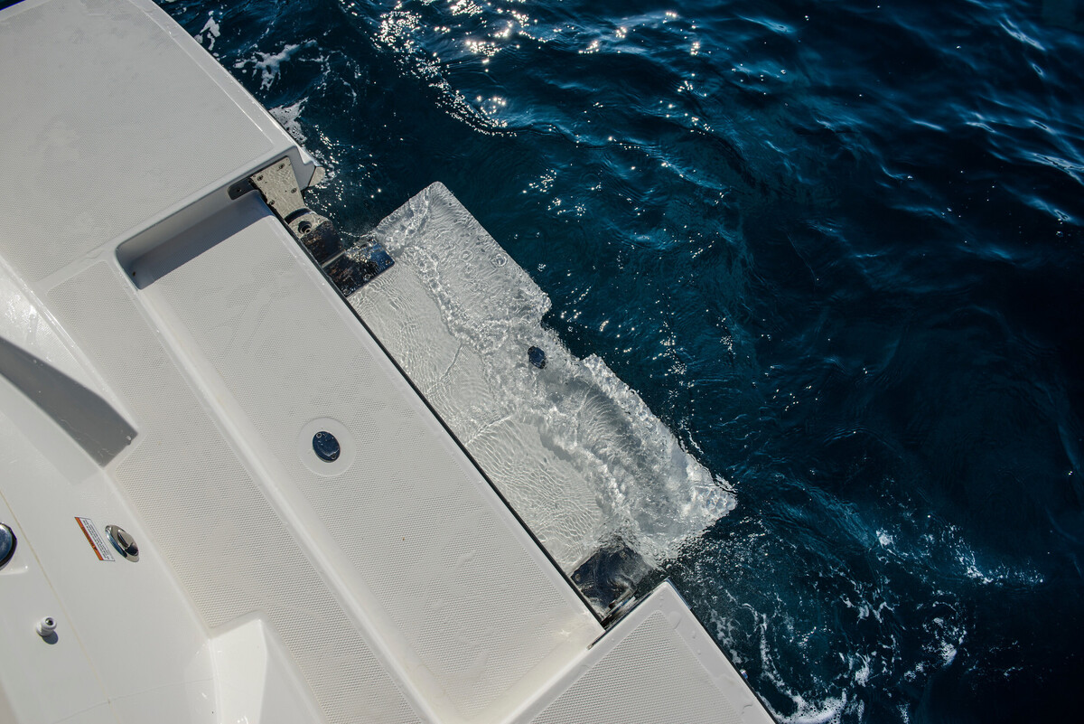 Sea Ray Sun Sport 230