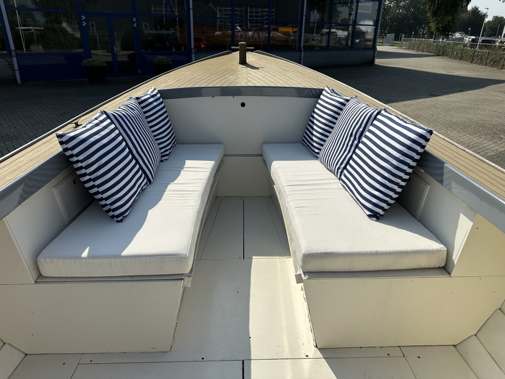 Reddingssloep 695 Electric