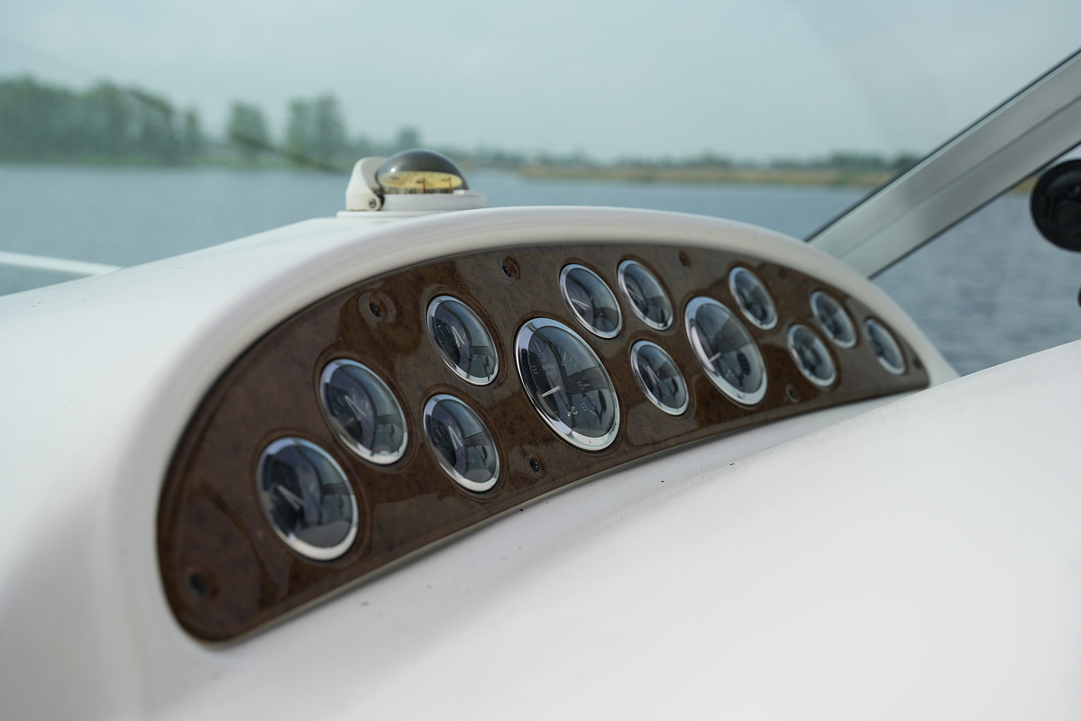 Sea Ray 310 Sundancer