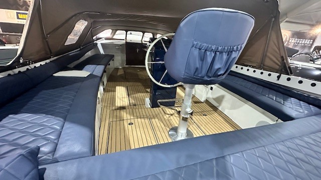 Custom Build Custom Build sloep, Full option met 300pk 