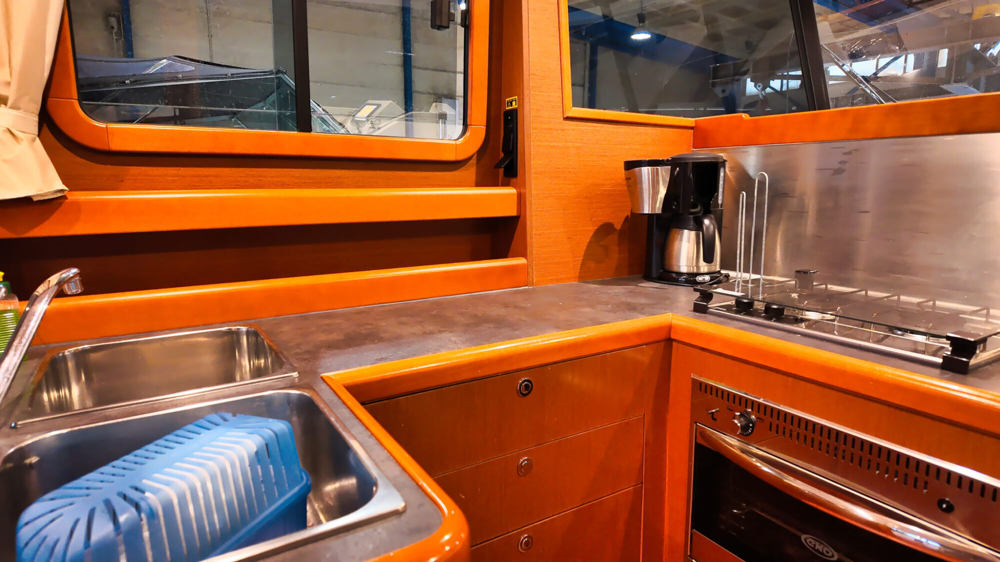 Beneteau Swift Trawler 34 Flybridge