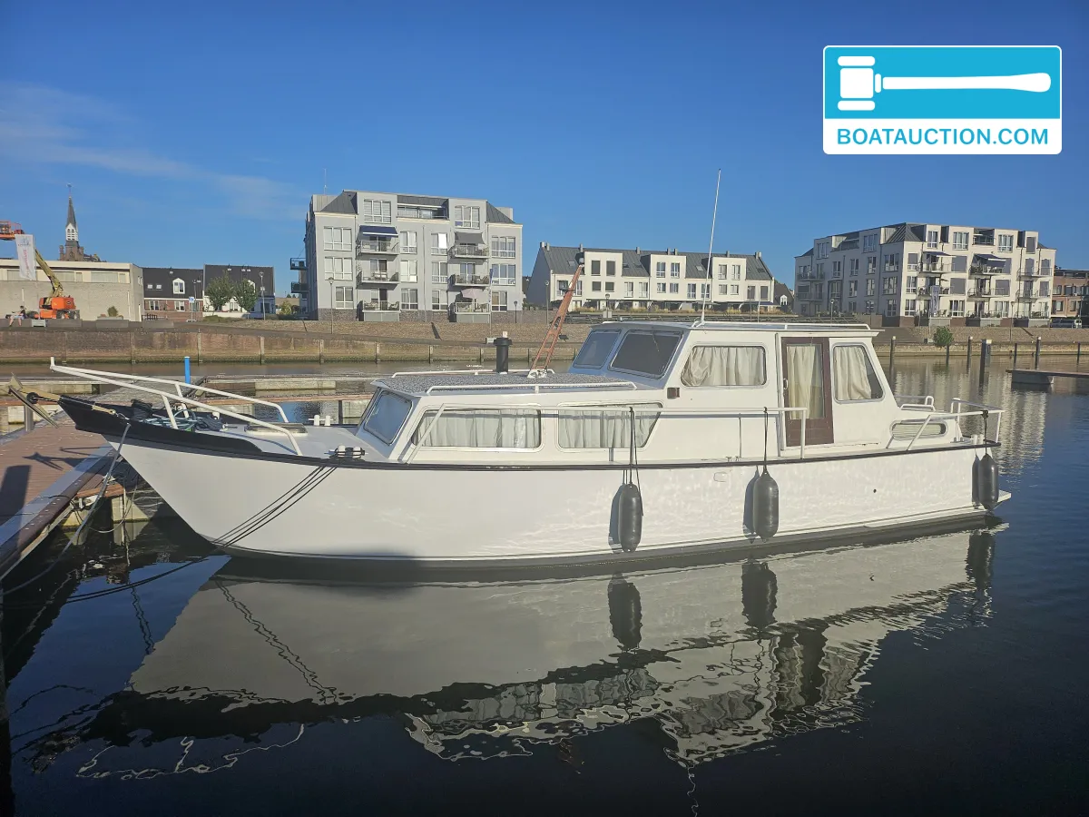 Motorboat 1050
