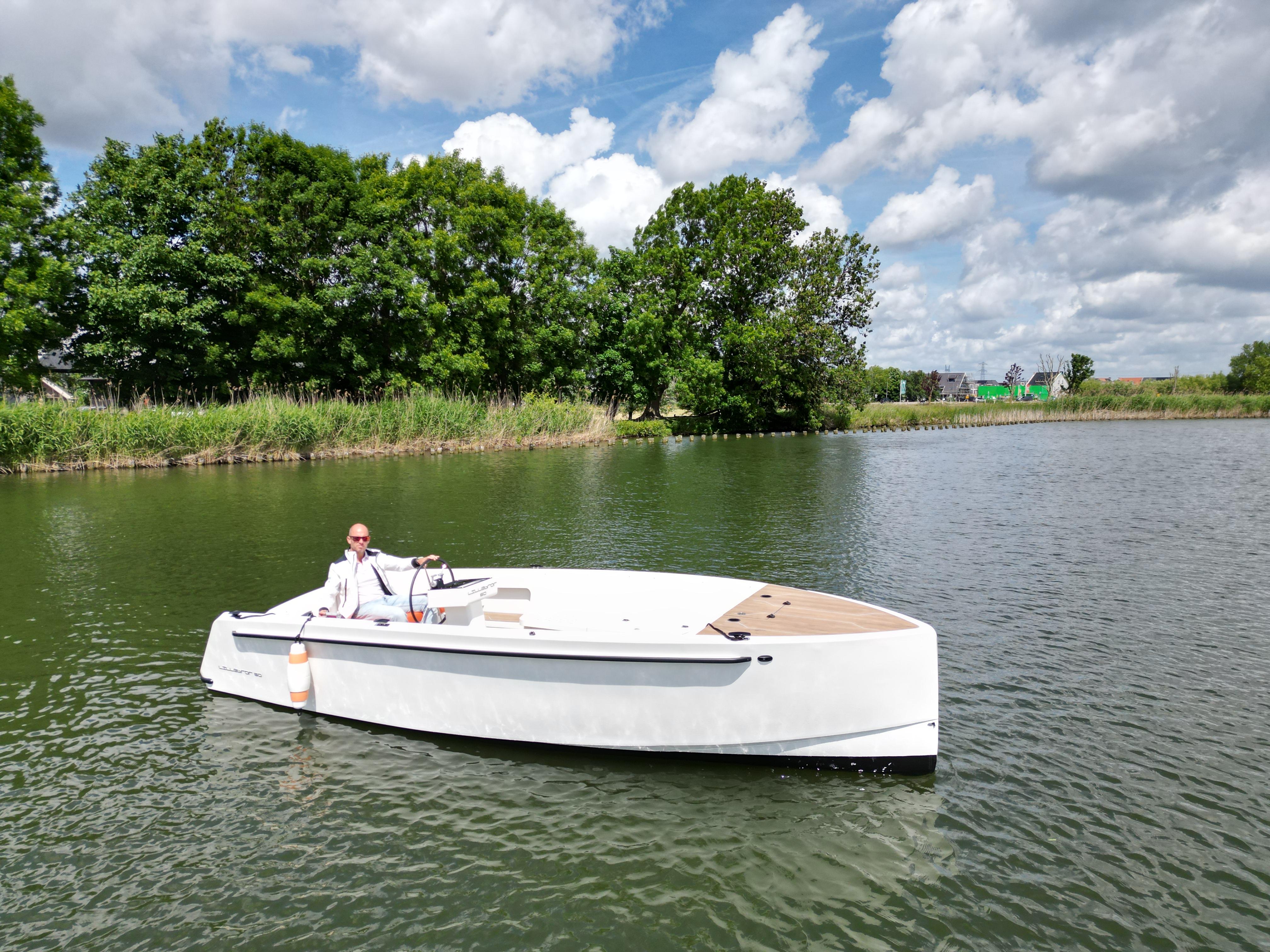 Tender Lillebror 60
