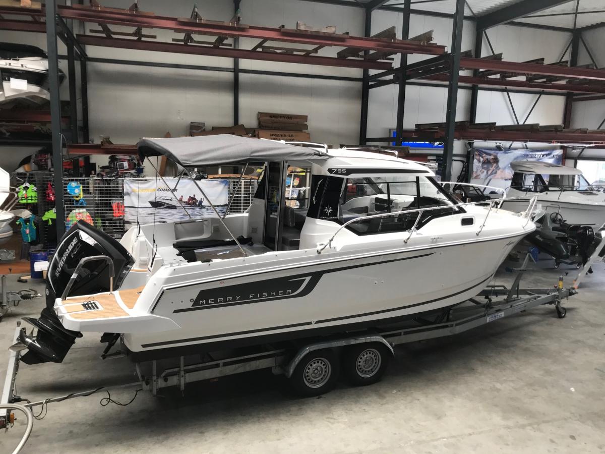 Jeanneau Merry Fisher 795