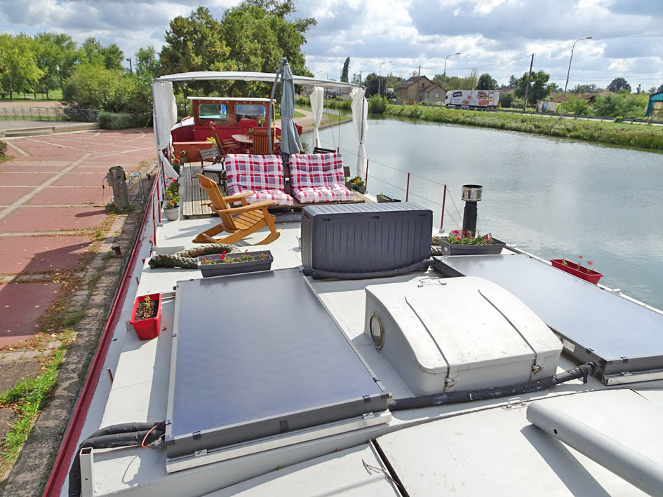 Spits Varend Woonschip 30.53 met UBC