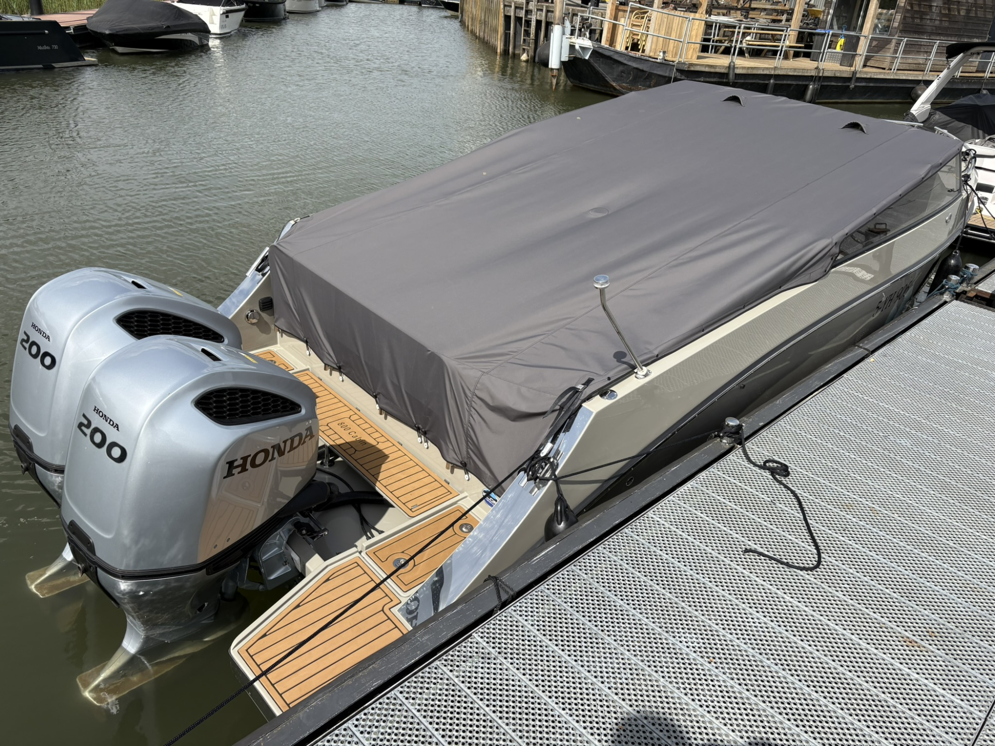 Maxima Boats 800 Cabin met 2x Honda 200 pk bouwjaar 2024