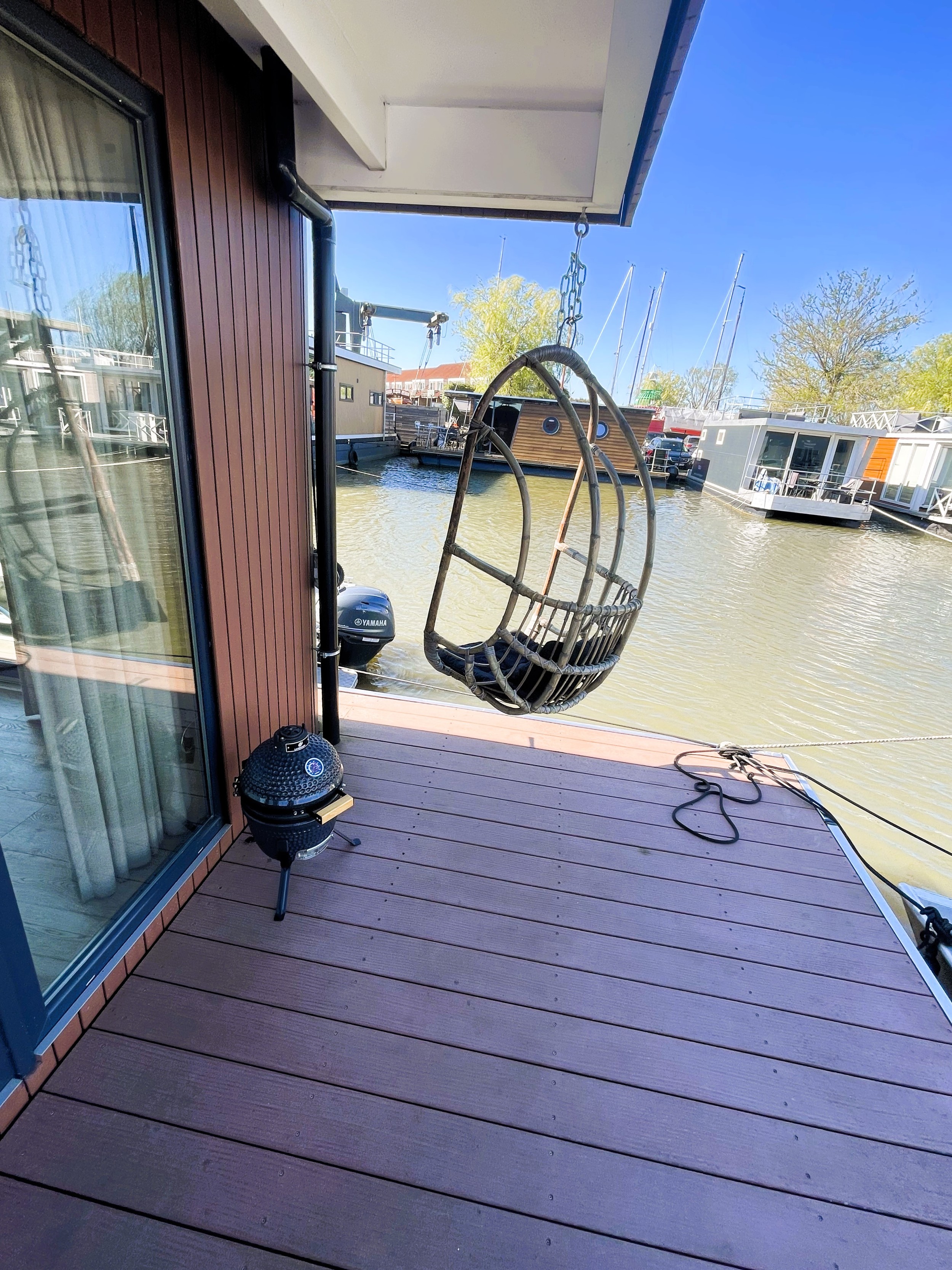 Surla 15 Houseboat Zelfvoorzienend