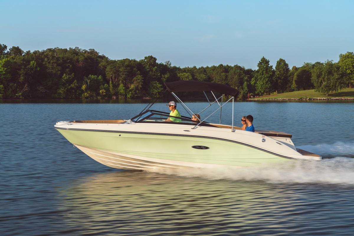 Sea Ray SPX 230