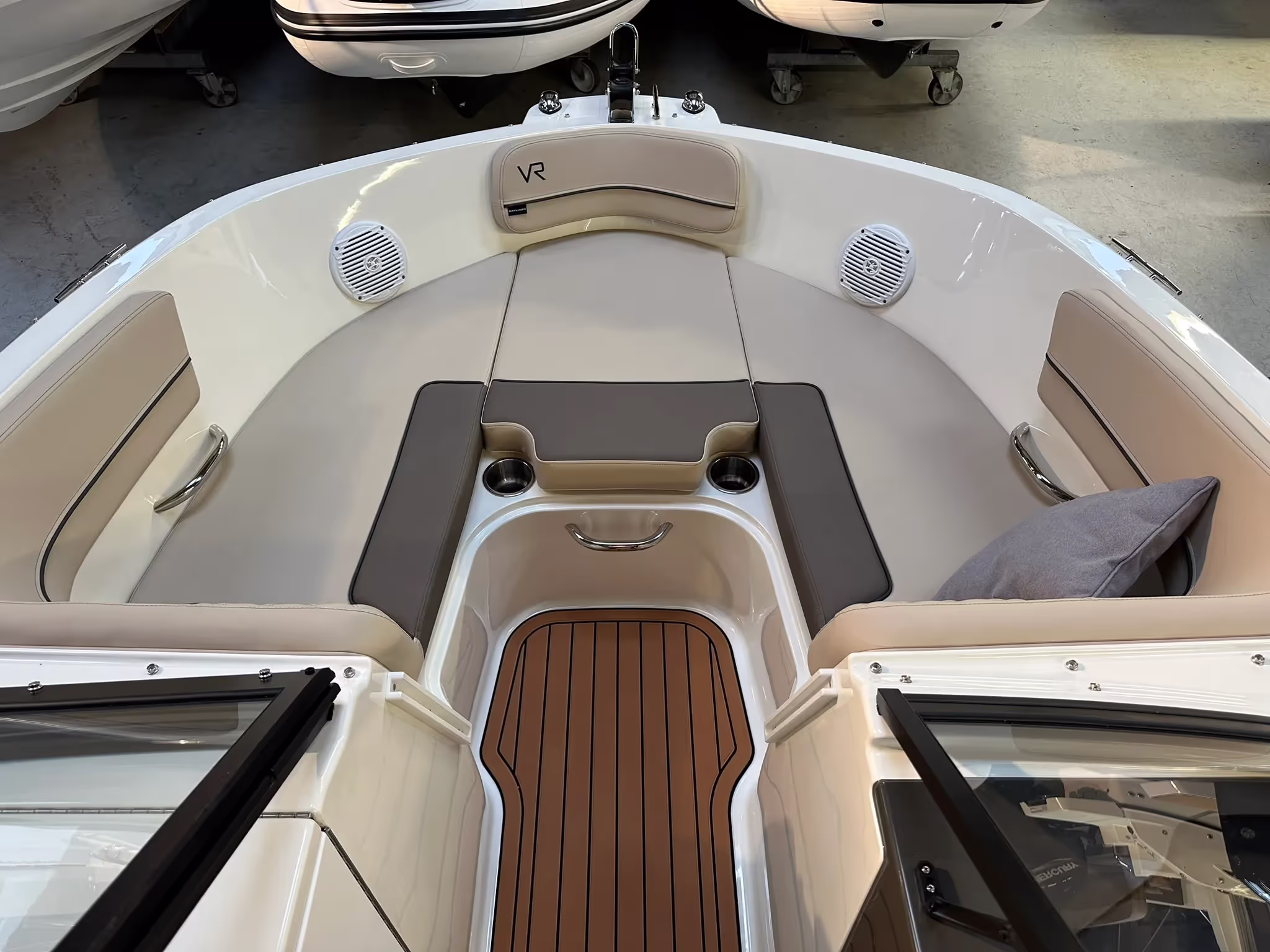 Bayliner VR6 Bowrider