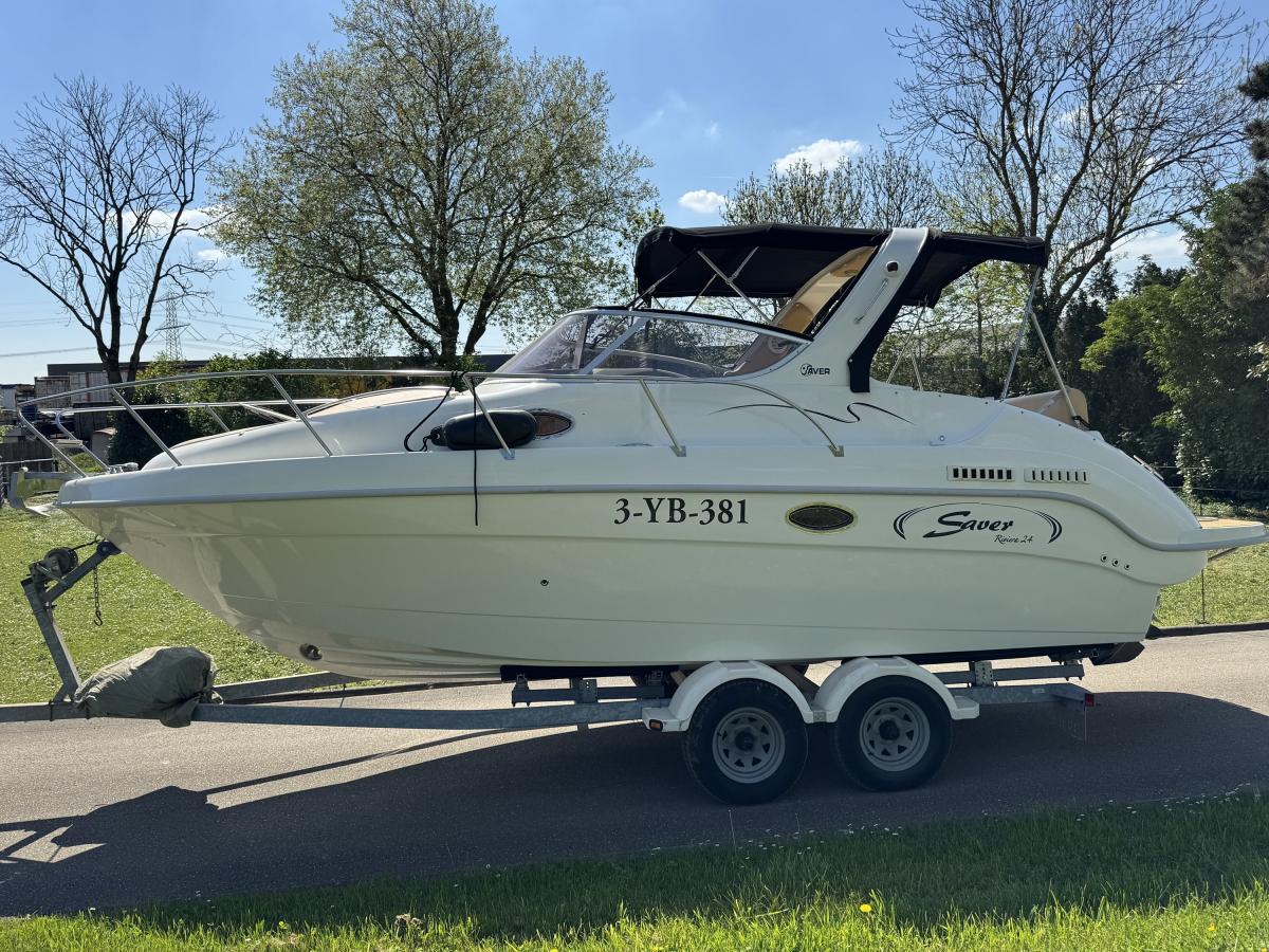 Saver Riviera 24 with Swimplatform