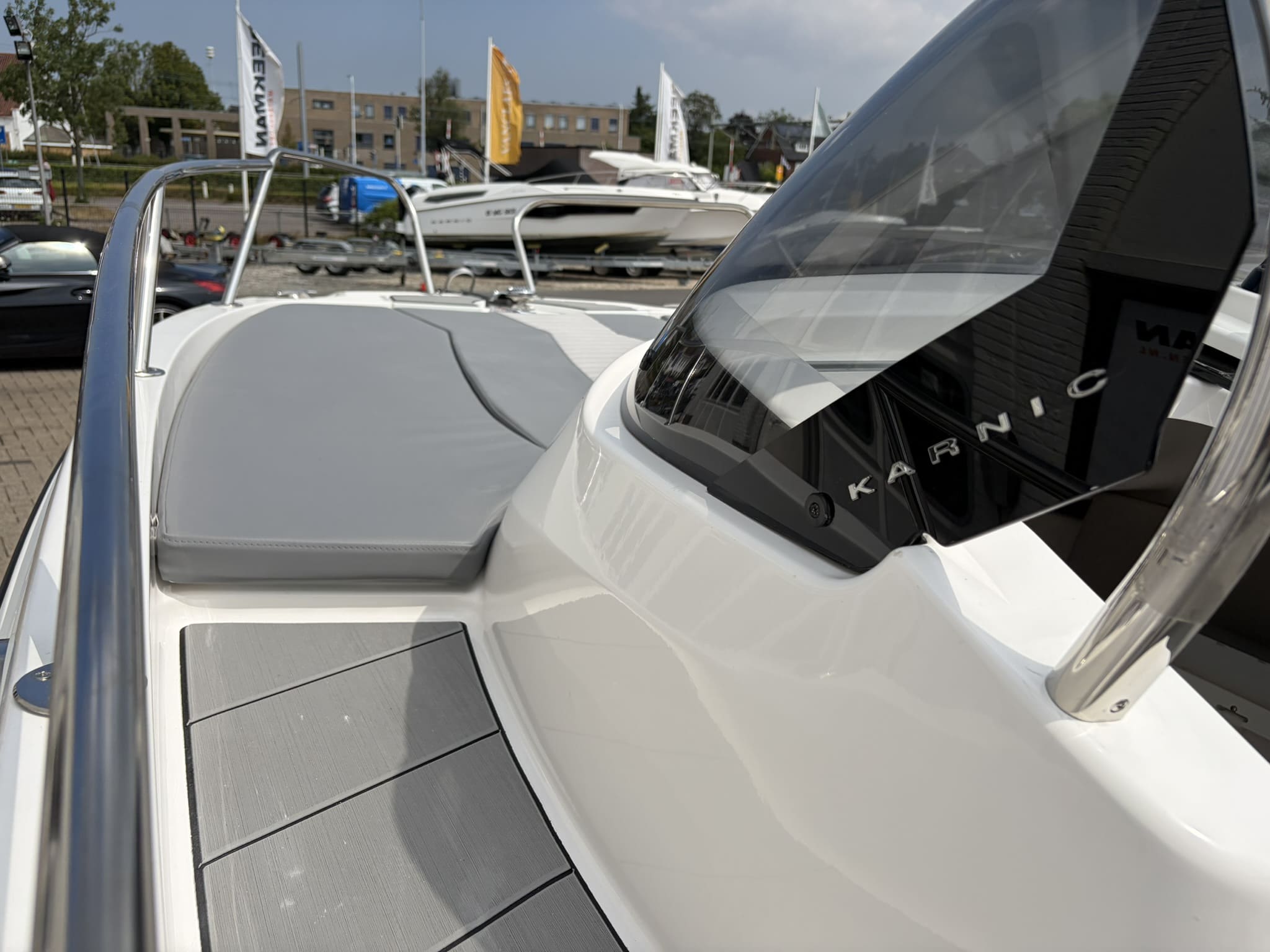 Karnic SL642 Sundeck