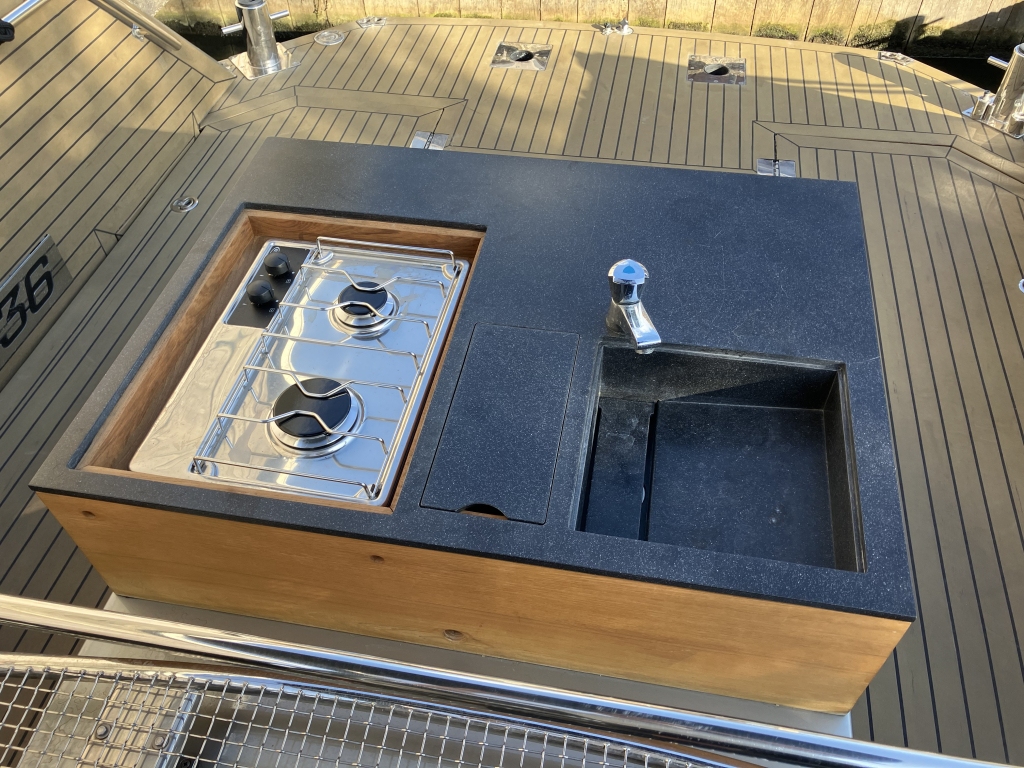 Bronson 36 Islander