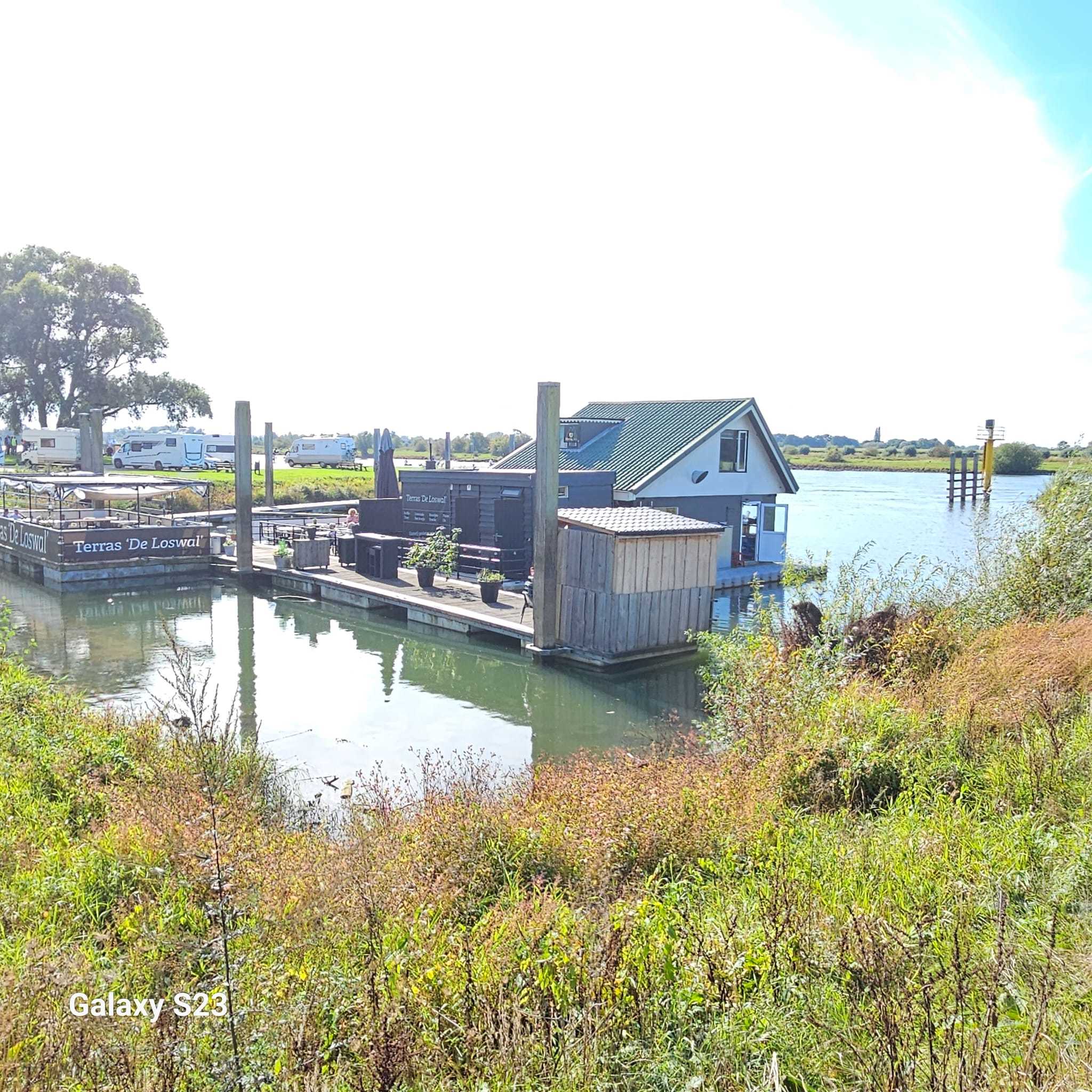 Drijvend Restaurant Houseboat