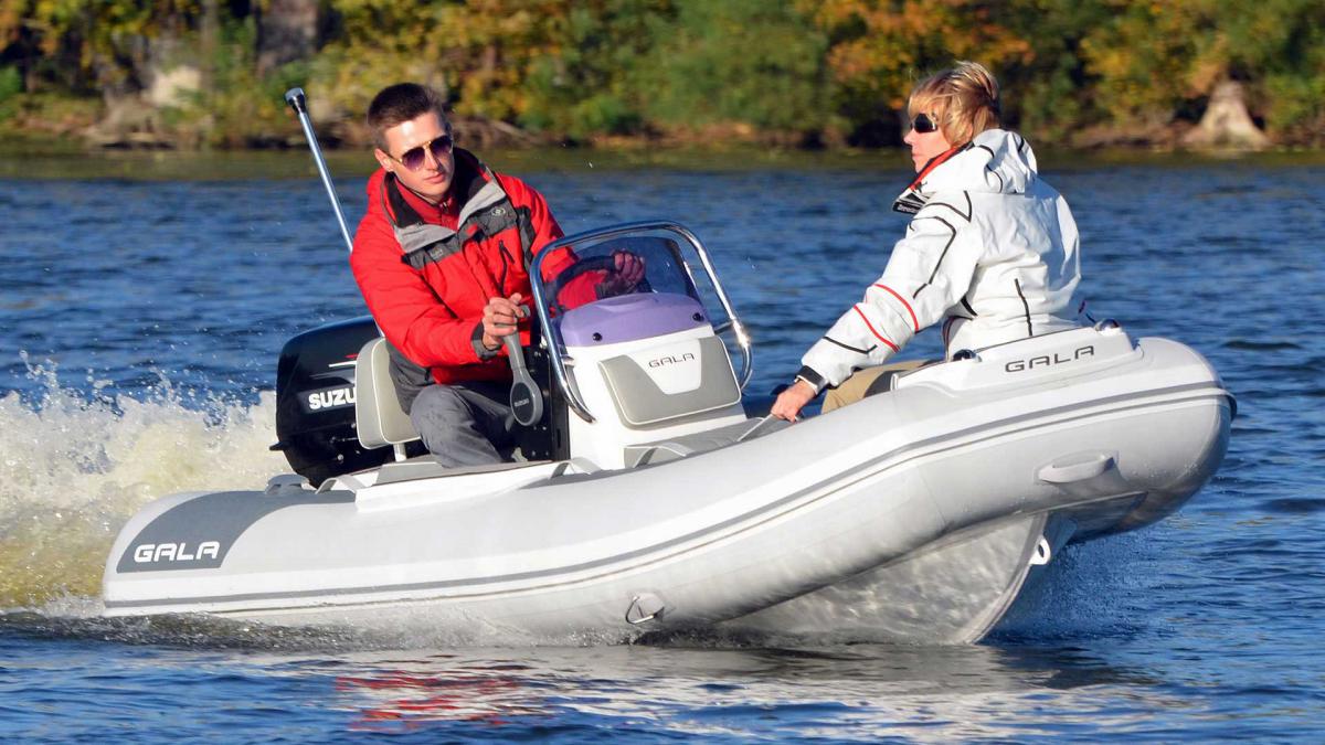 Gala Viking V330