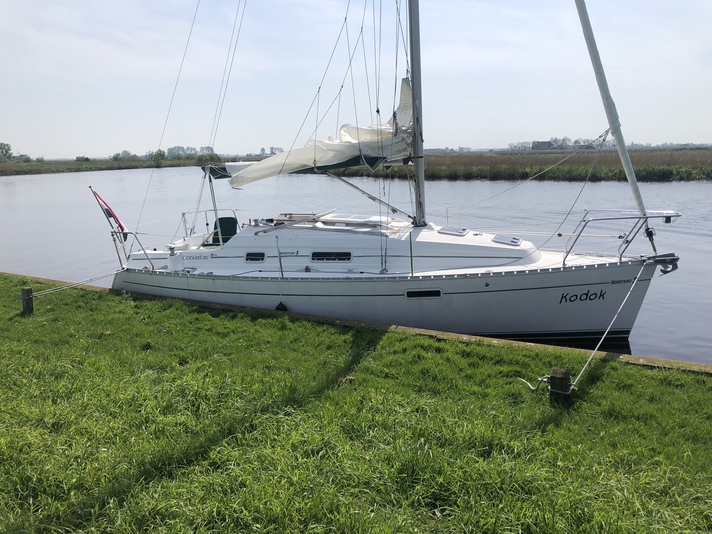 Beneteau Oceanis 281