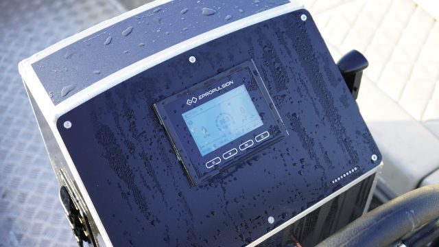 Van Vossen 650 Plugin-E-Tender ZONDAGS GEOPEND