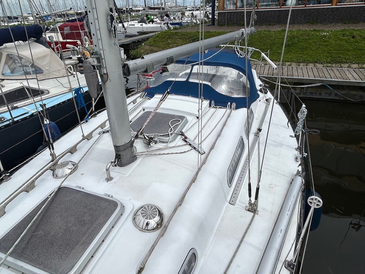 Spirit 32