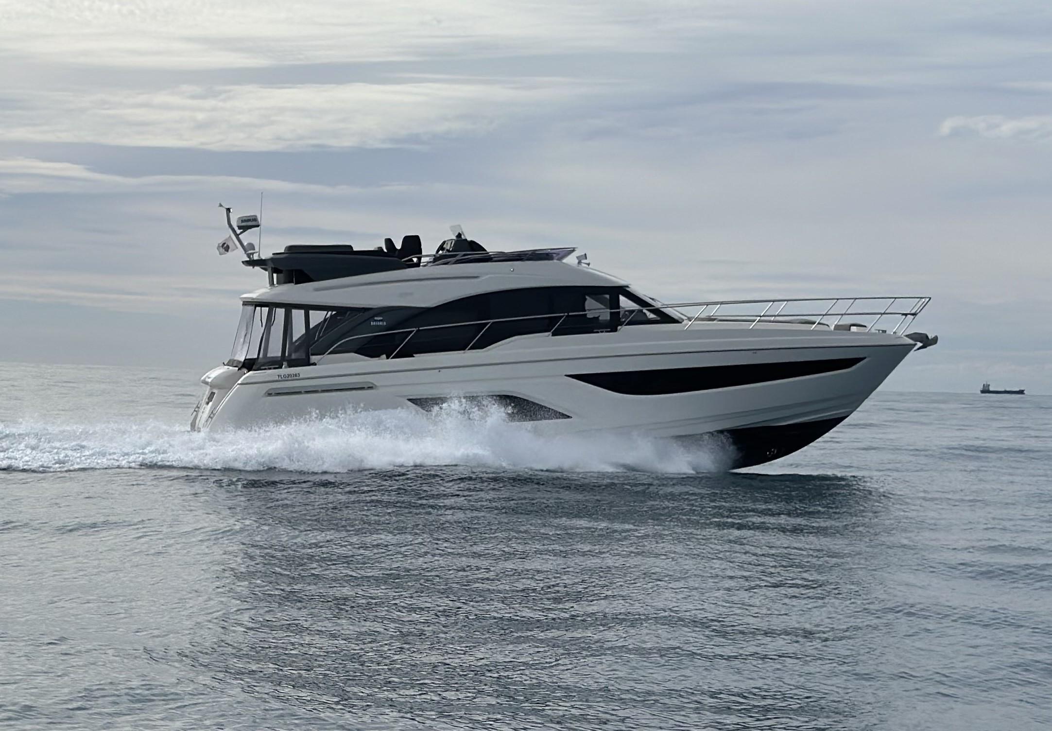 Bavaria R55 Flybridge
