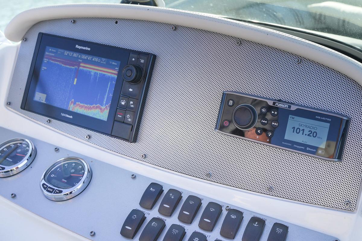 Chris Craft Catalina 23