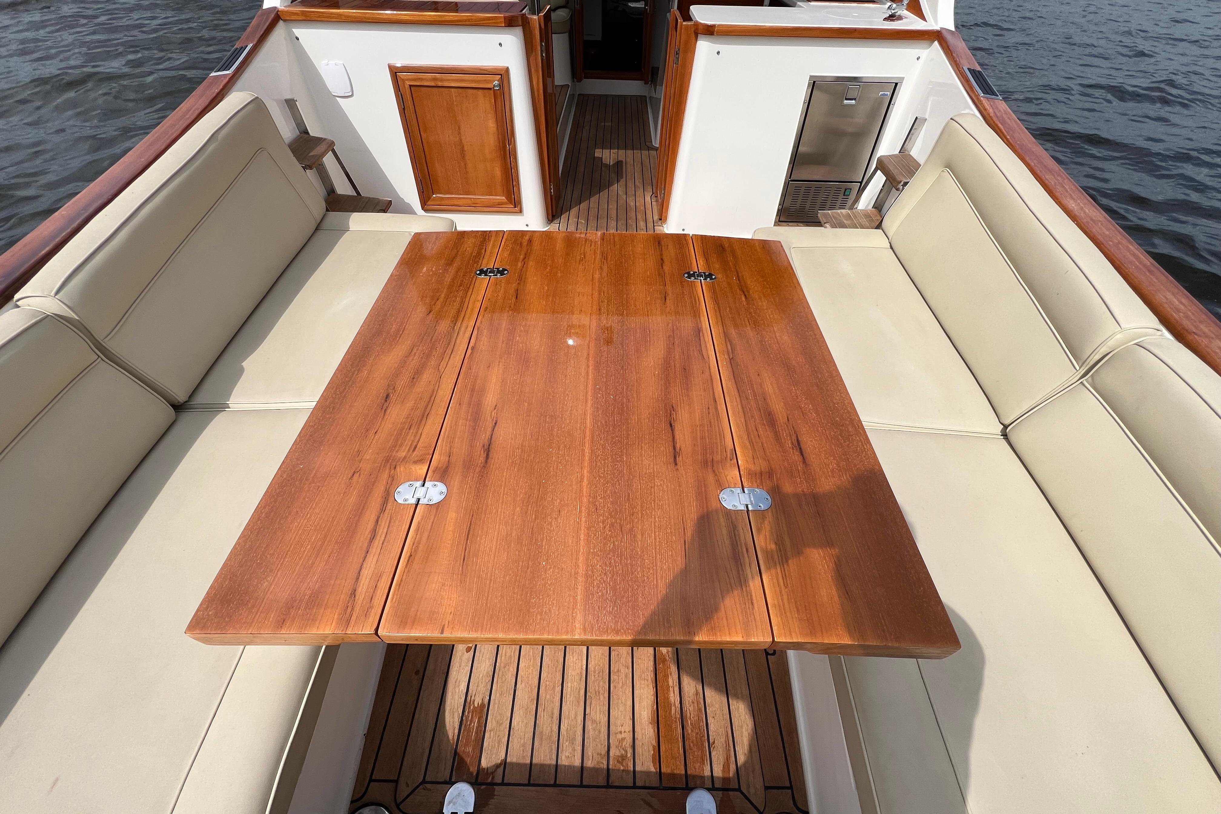 Long Island 40 Runabout