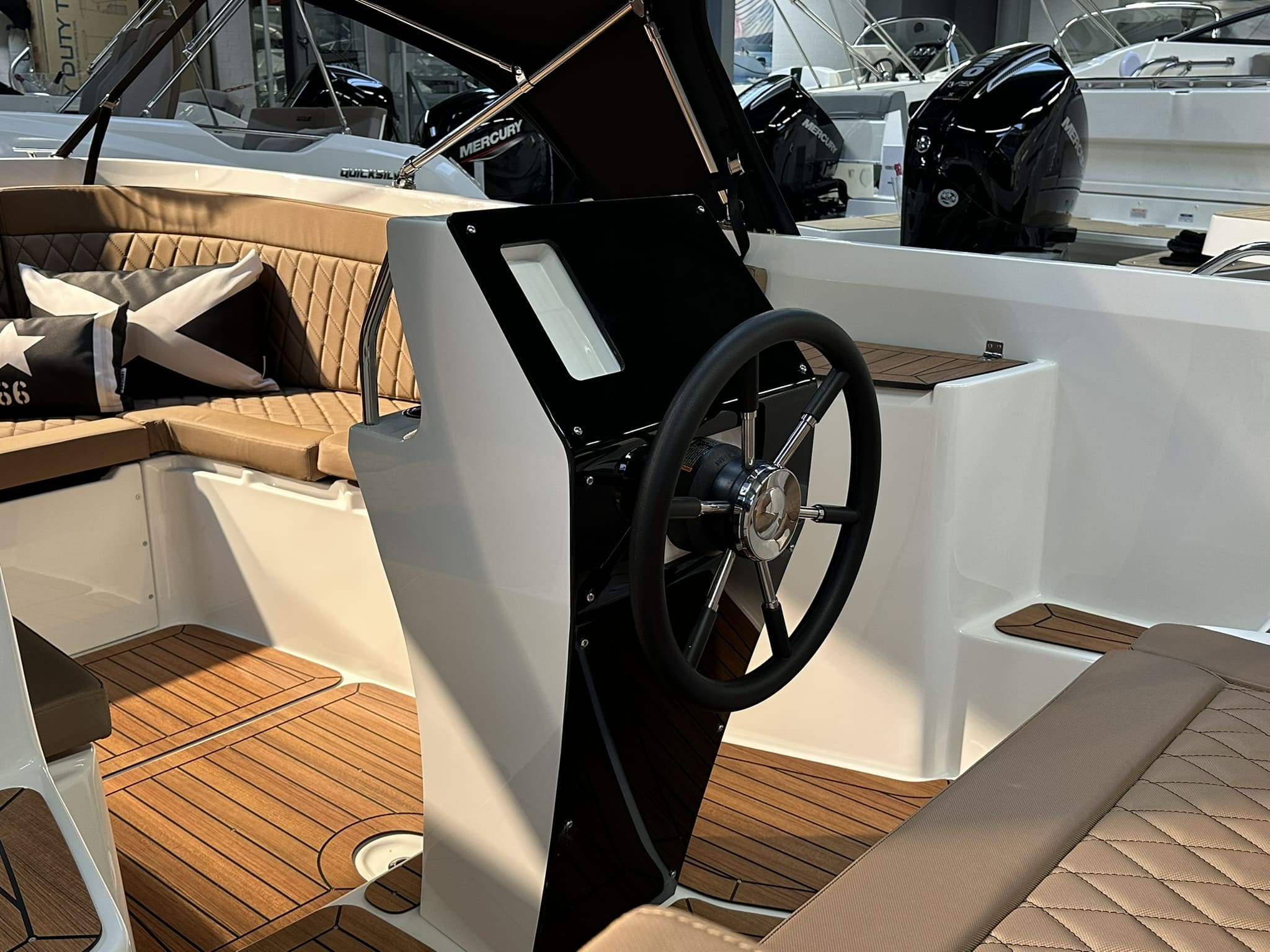 Topcraft 627 Tender
