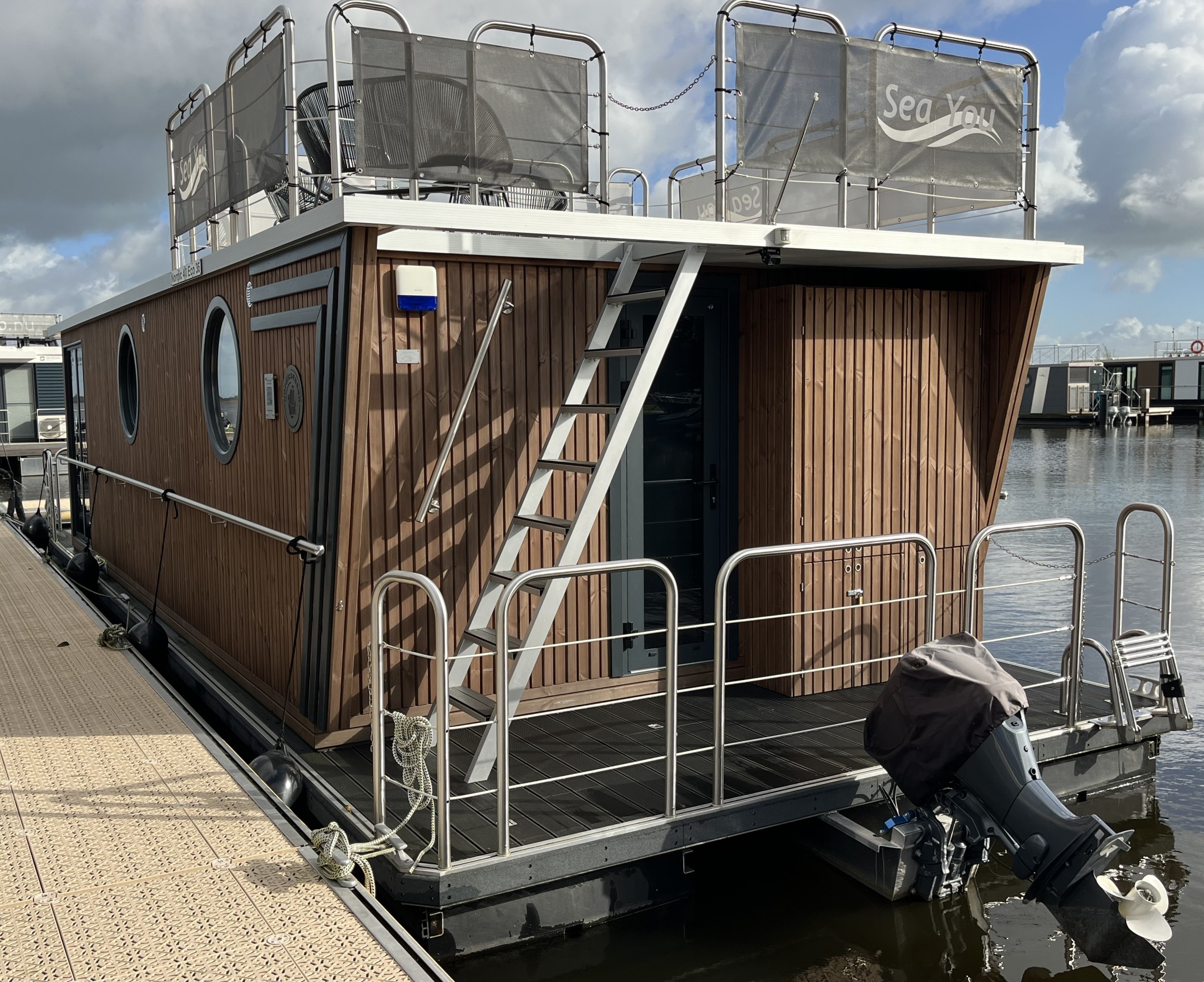Nordic Season Houseboat NS 40 Eco 36m2 Sneekermeer Ligplaats