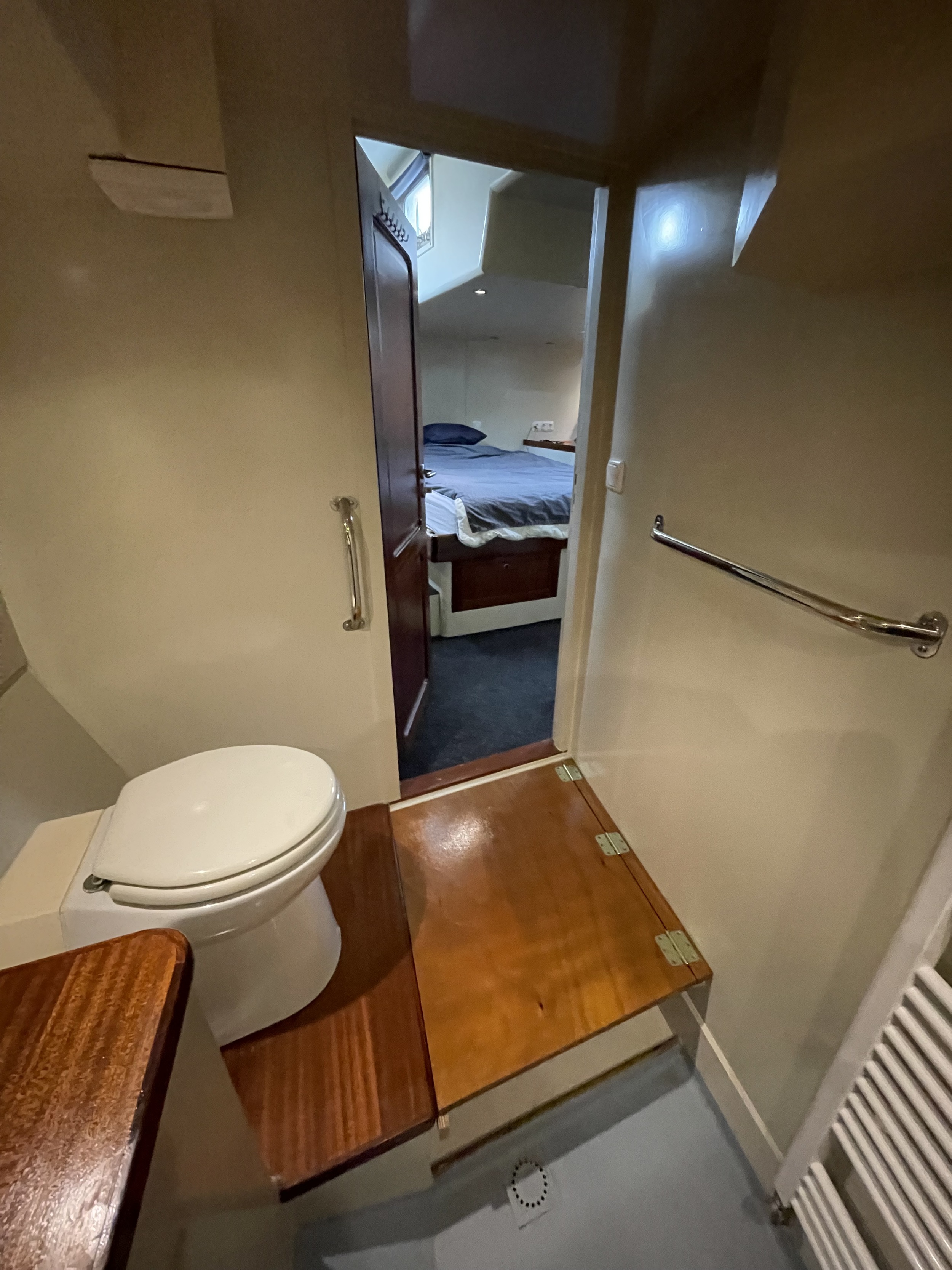 Dykstra Schooner 77, Midzwaard