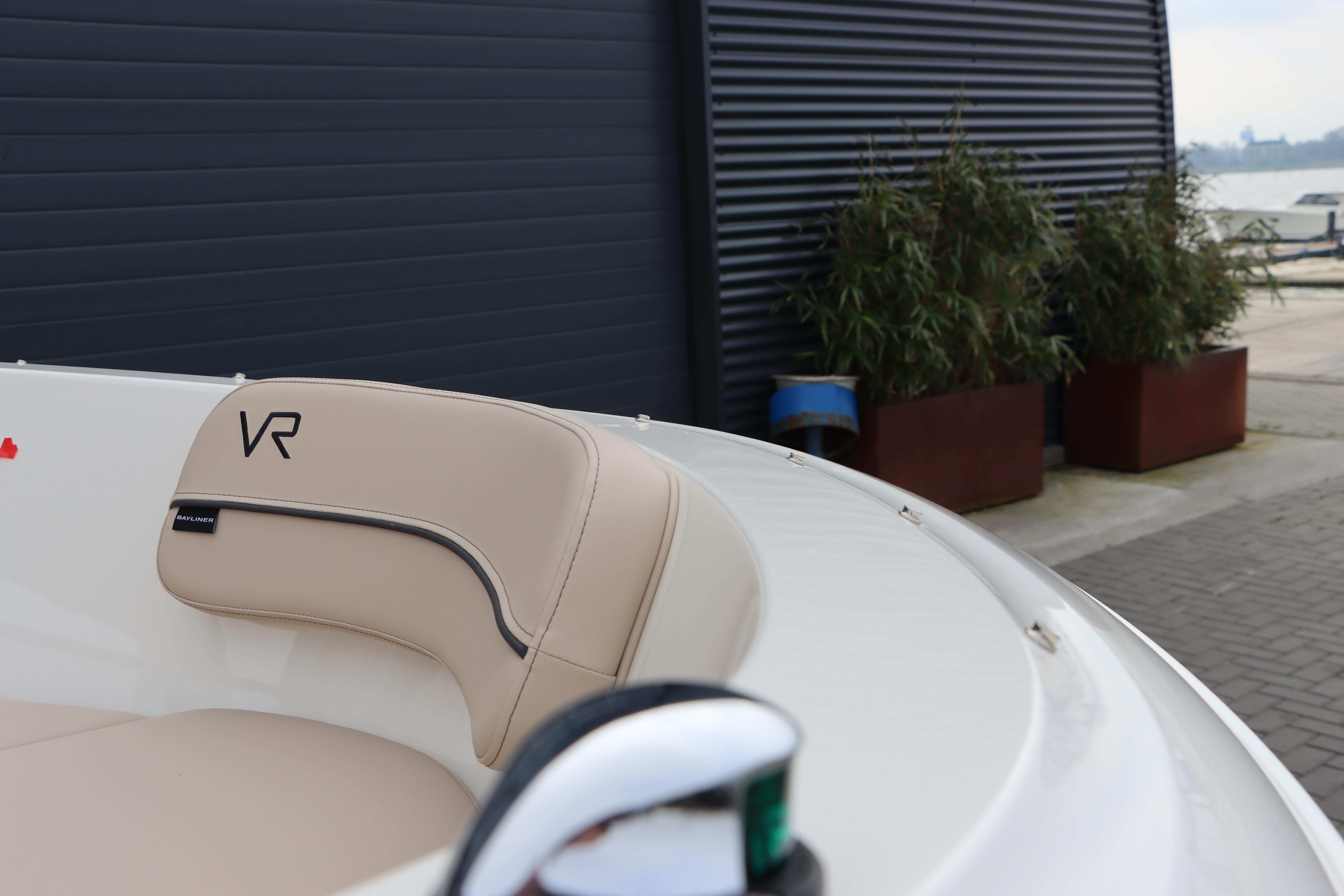 Bayliner VR4 Bowrider OB