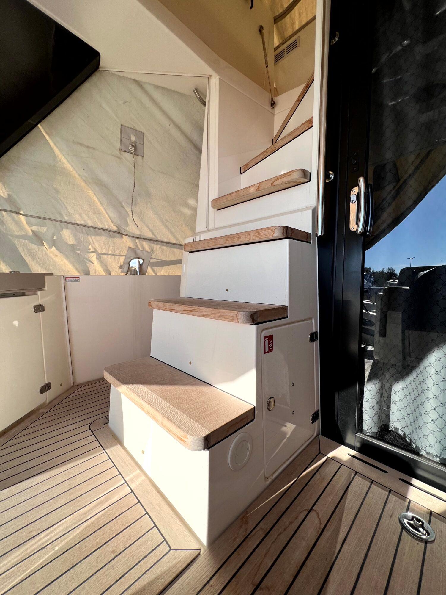 Sealine Sealine F 42 Flybridge