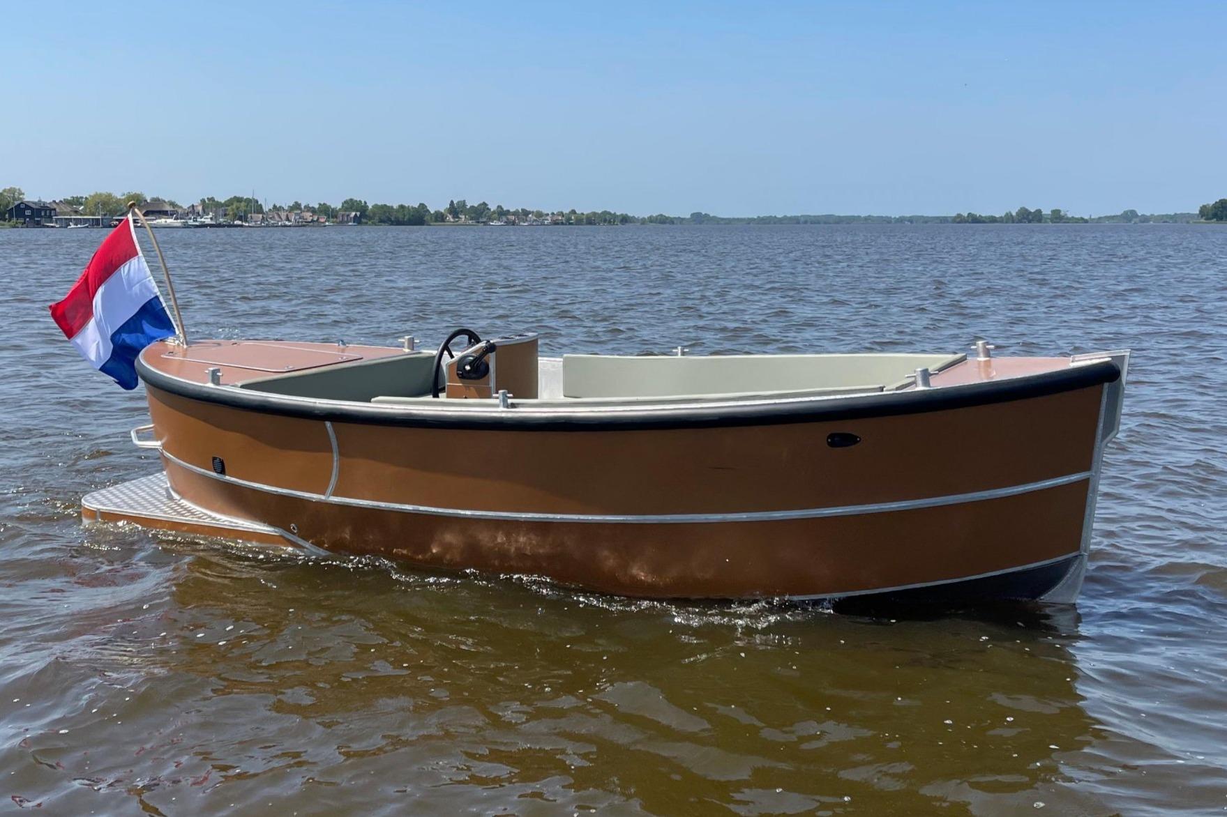 Sloep Chapman 560 hoofdfoto: 1