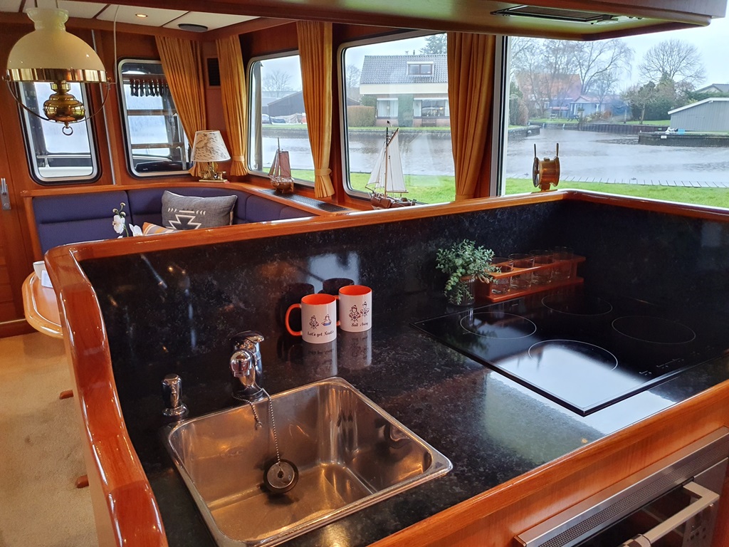 Smelne Salon Vlet 1485