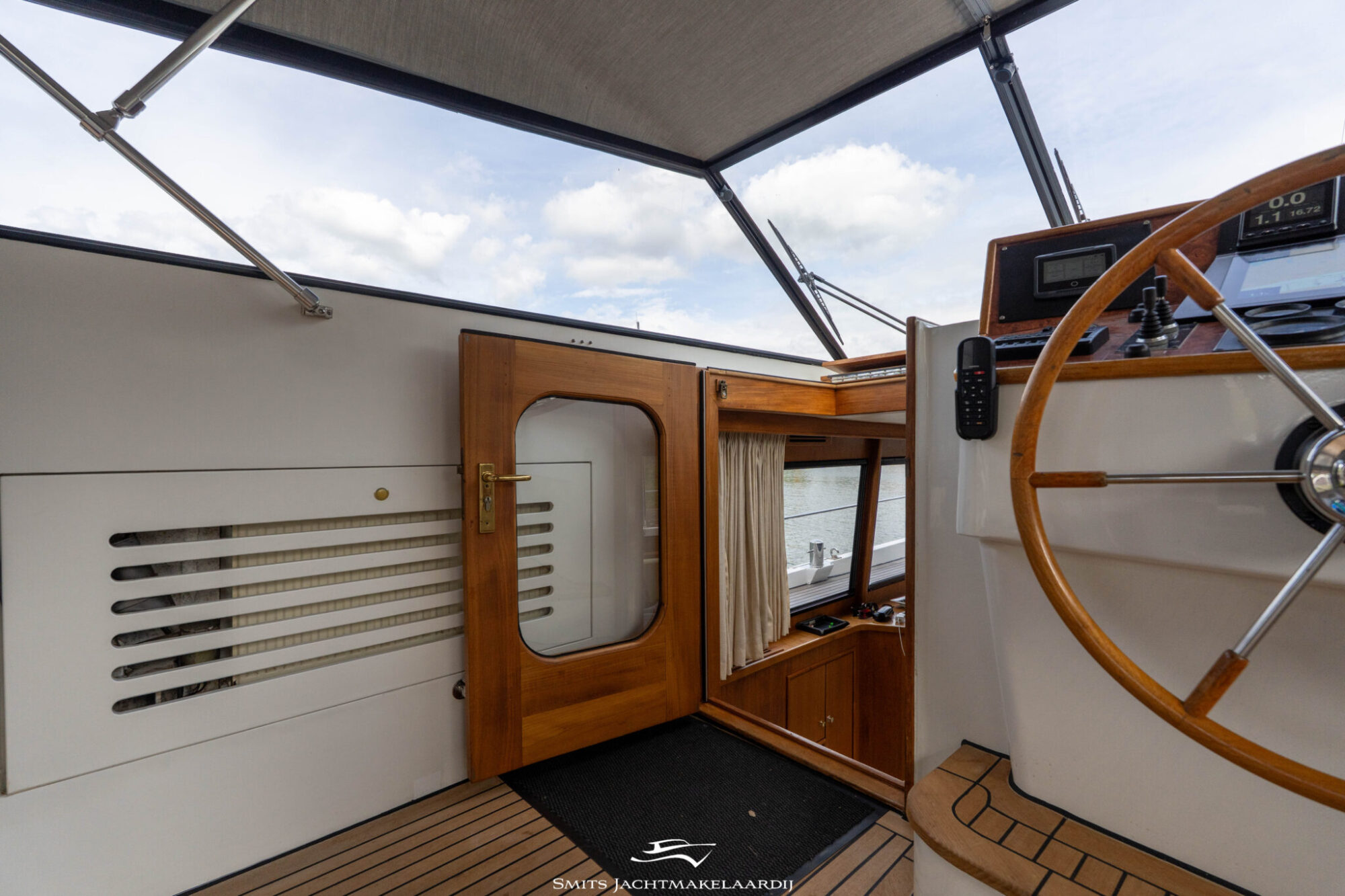 Van den Hoven Allure 155 Cabrio